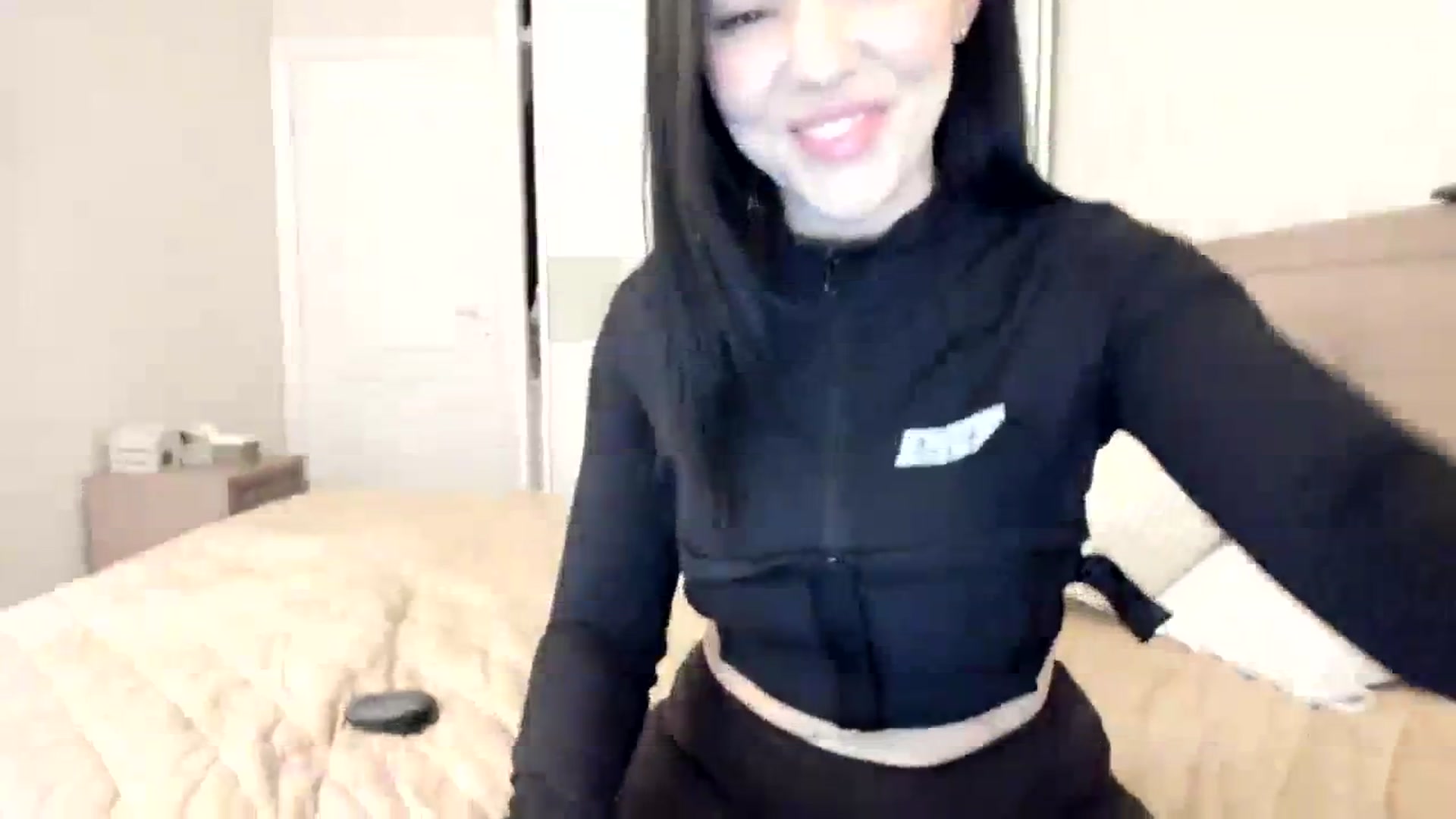Gallery image thumbnail from MissNelly_'s myfreecams stream on, 01/24/2024, 18:02 image 18 of 20