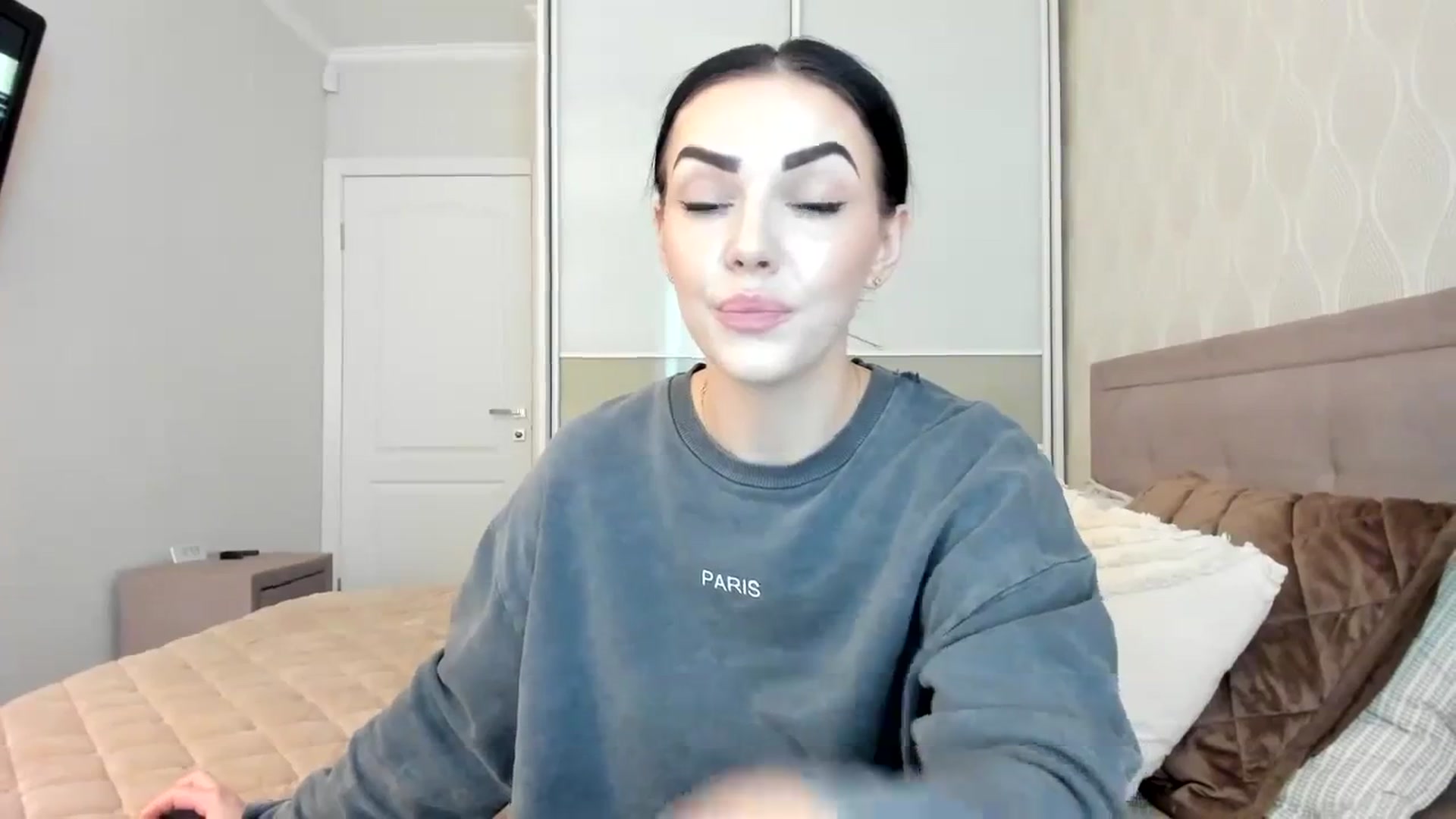 Gallery image thumbnail from MissNelly_'s myfreecams stream on, 01/30/2024, 11:27 image 7 of 20