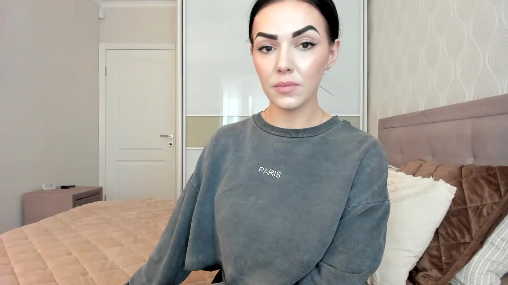 Gallery image thumbnail from MissNelly_'s myfreecams stream on, 01/30/2024, 13:06 image 12 of 20