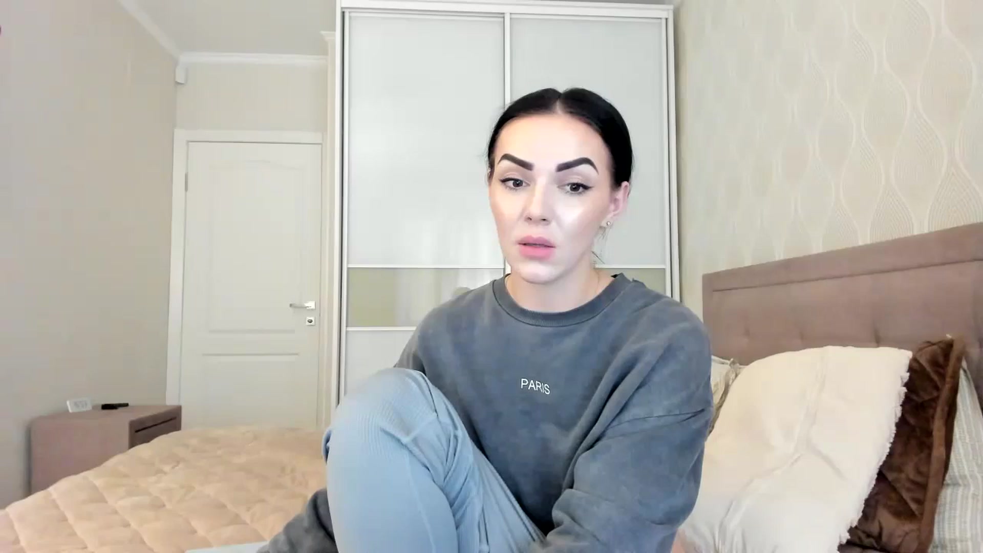 Gallery image thumbnail from MissNelly_'s myfreecams stream on, 01/30/2024, 15:19 image 16 of 20