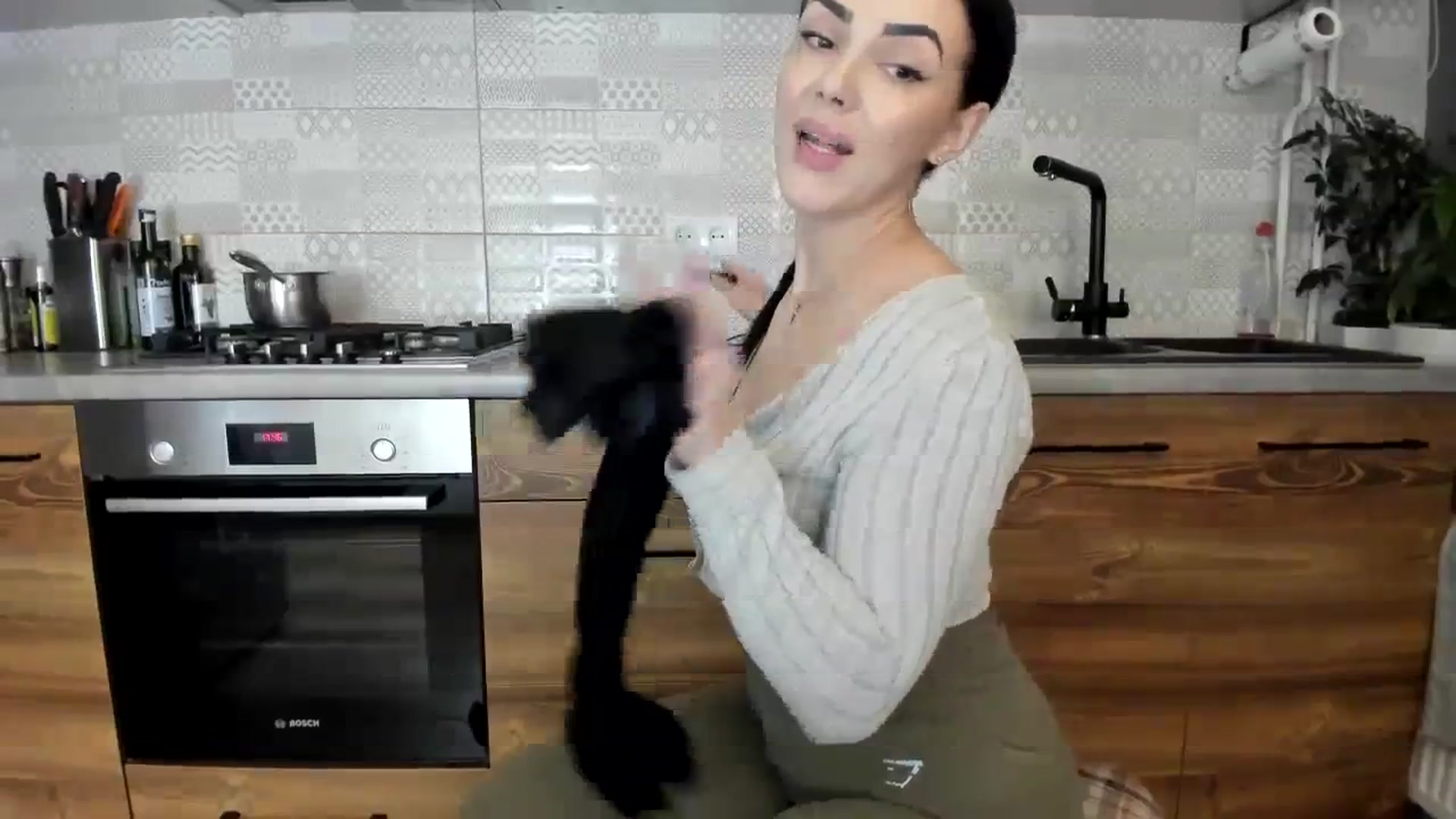 Gallery image thumbnail from MissNelly_'s myfreecams stream on, 02/07/2024, 16:04 image 13 of 20