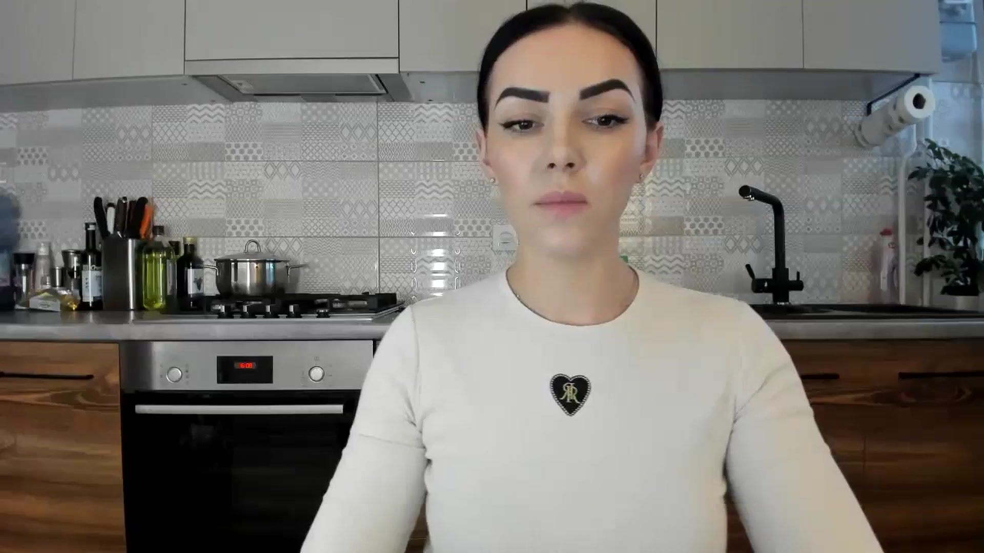 Gallery image thumbnail from MissNelly_'s myfreecams stream on, 02/09/2024, 14:20 image 9 of 20