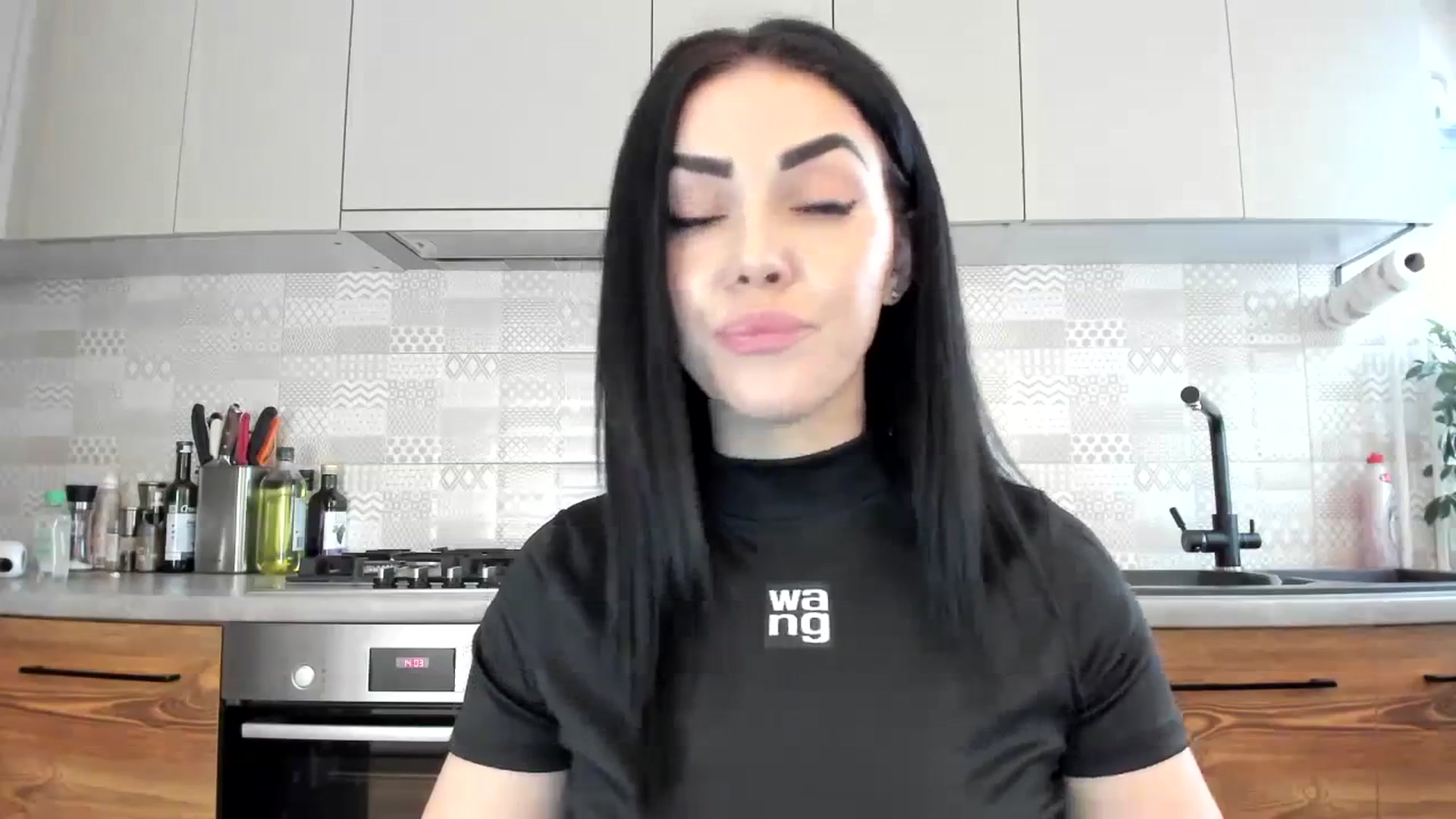 Gallery image thumbnail from MissNelly_'s myfreecams stream on, 02/10/2024, 13:06 image 11 of 20