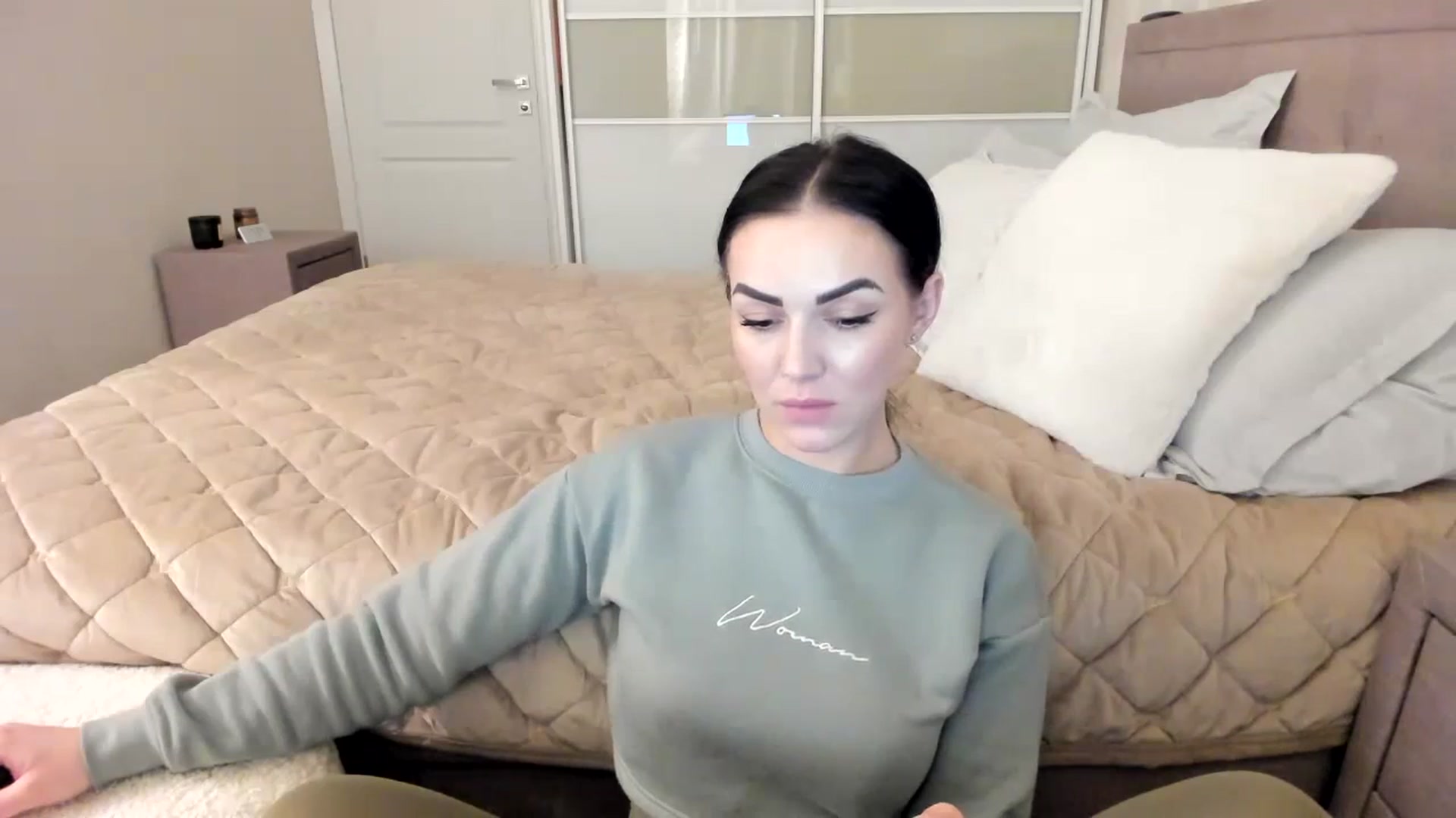 Gallery image thumbnail from MissNelly_'s myfreecams stream on, 02/11/2024, 15:56 image 11 of 20