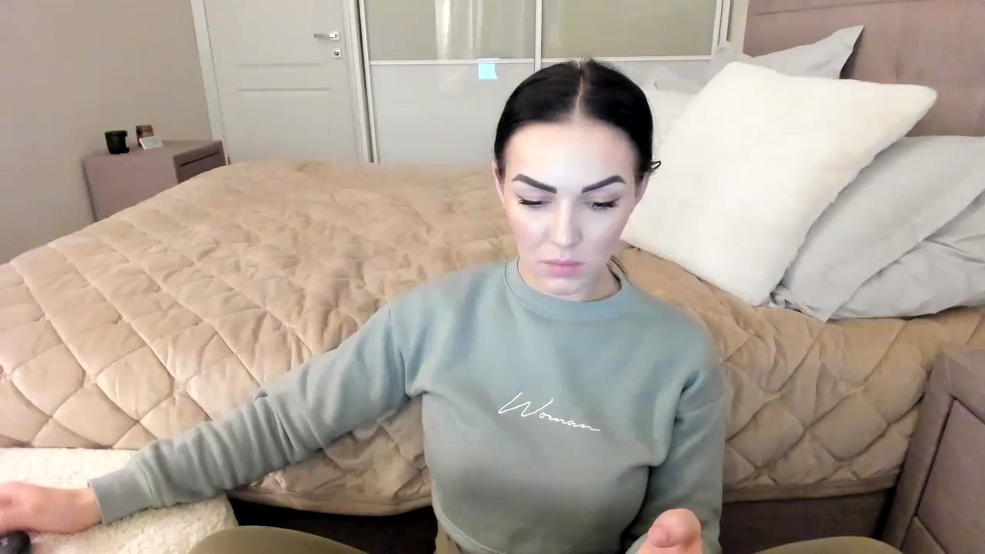 Gallery image thumbnail from MissNelly_'s myfreecams stream on, 02/11/2024, 15:56 image 4 of 20