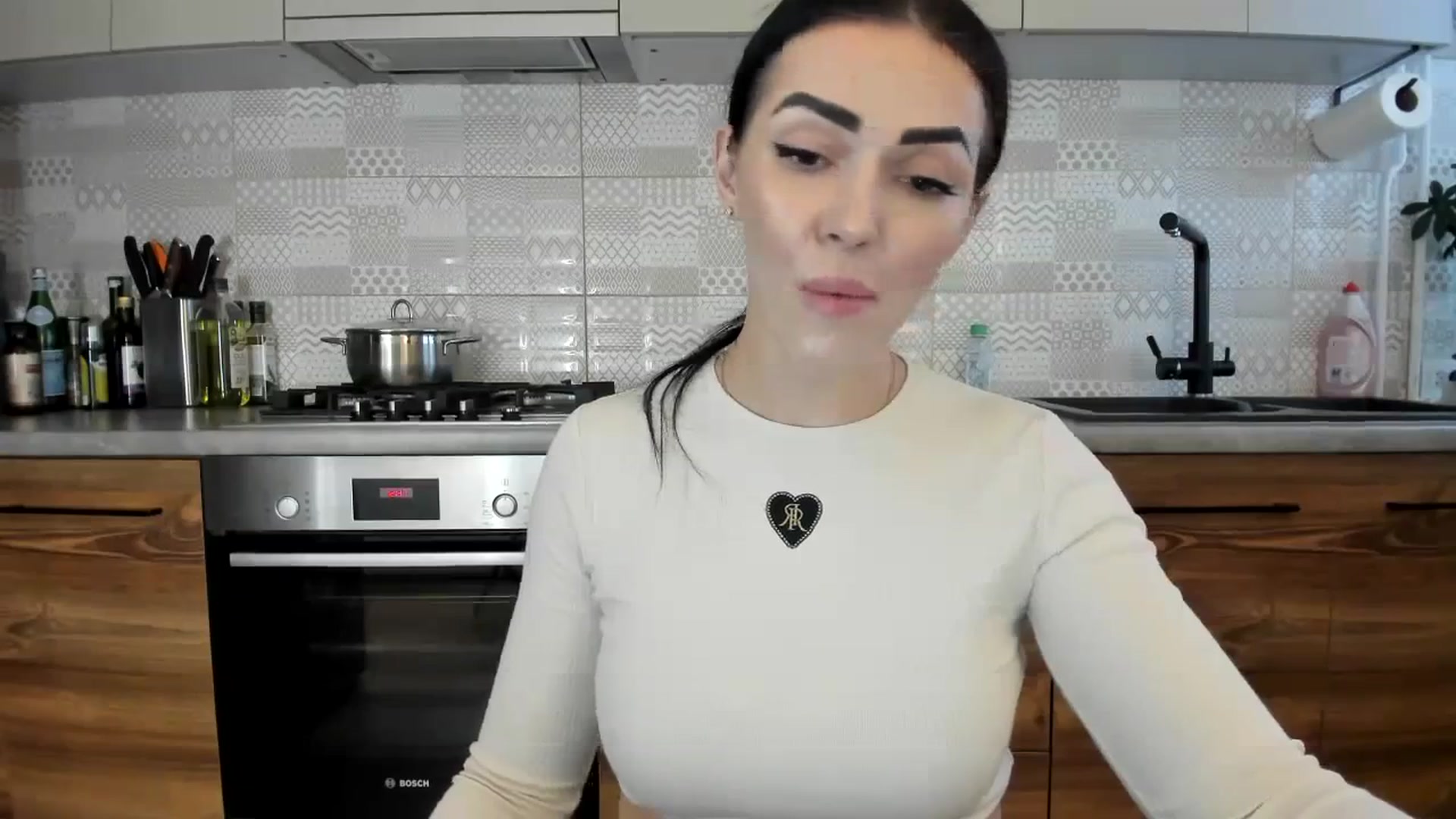 Gallery image thumbnail from MissNelly_'s myfreecams stream on, 02/13/2024, 11:14 image 10 of 20