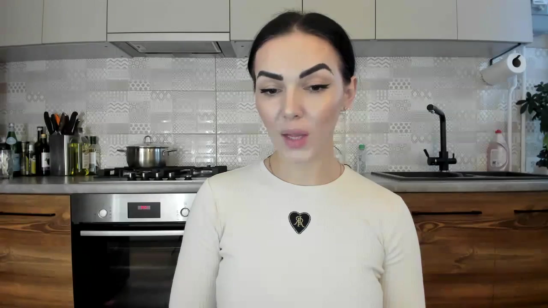 Gallery image thumbnail from MissNelly_'s myfreecams stream on, 02/13/2024, 13:34 image 14 of 20