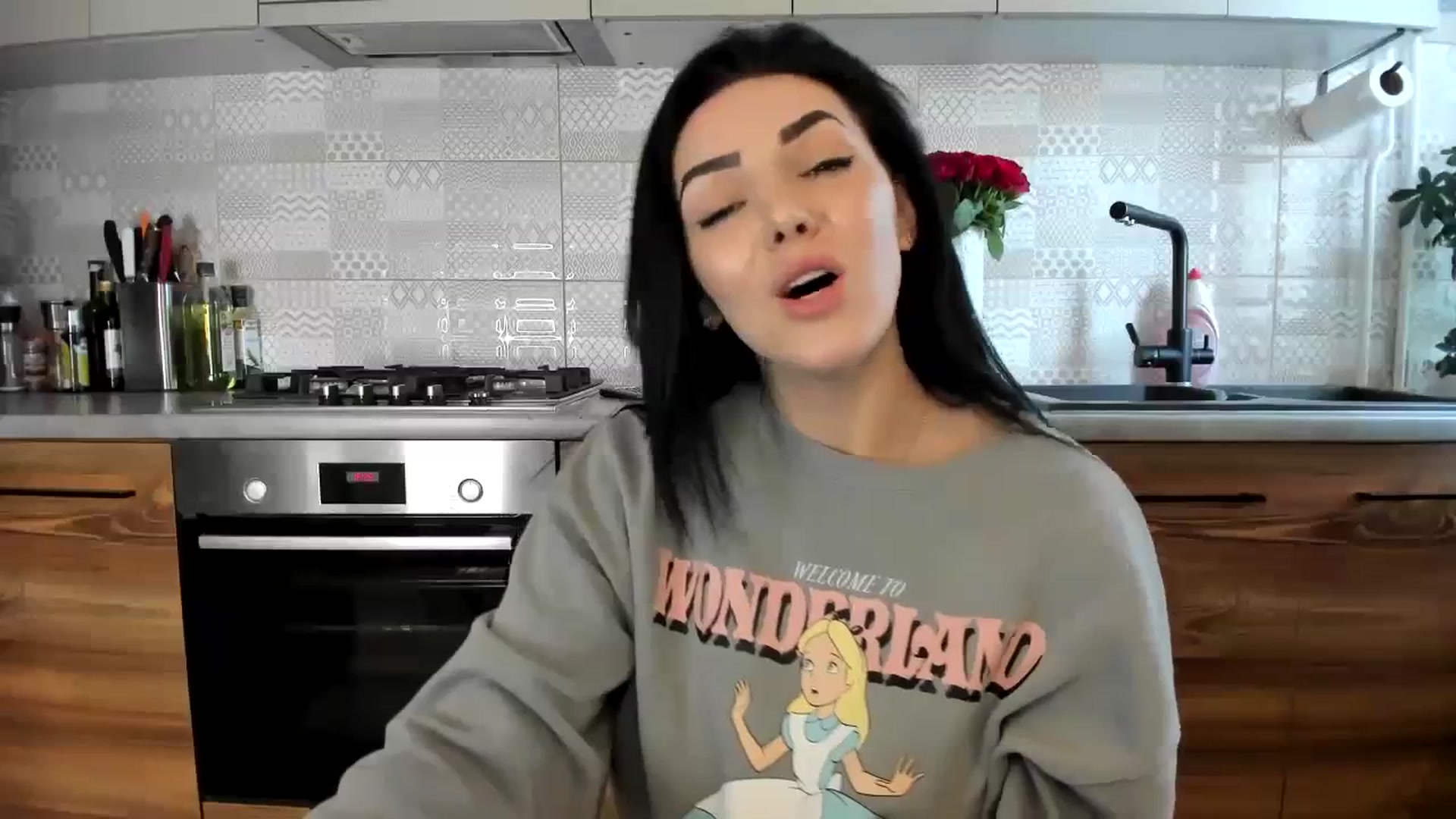 Gallery image thumbnail from MissNelly_'s myfreecams stream on, 02/14/2024, 12:43 image 10 of 20