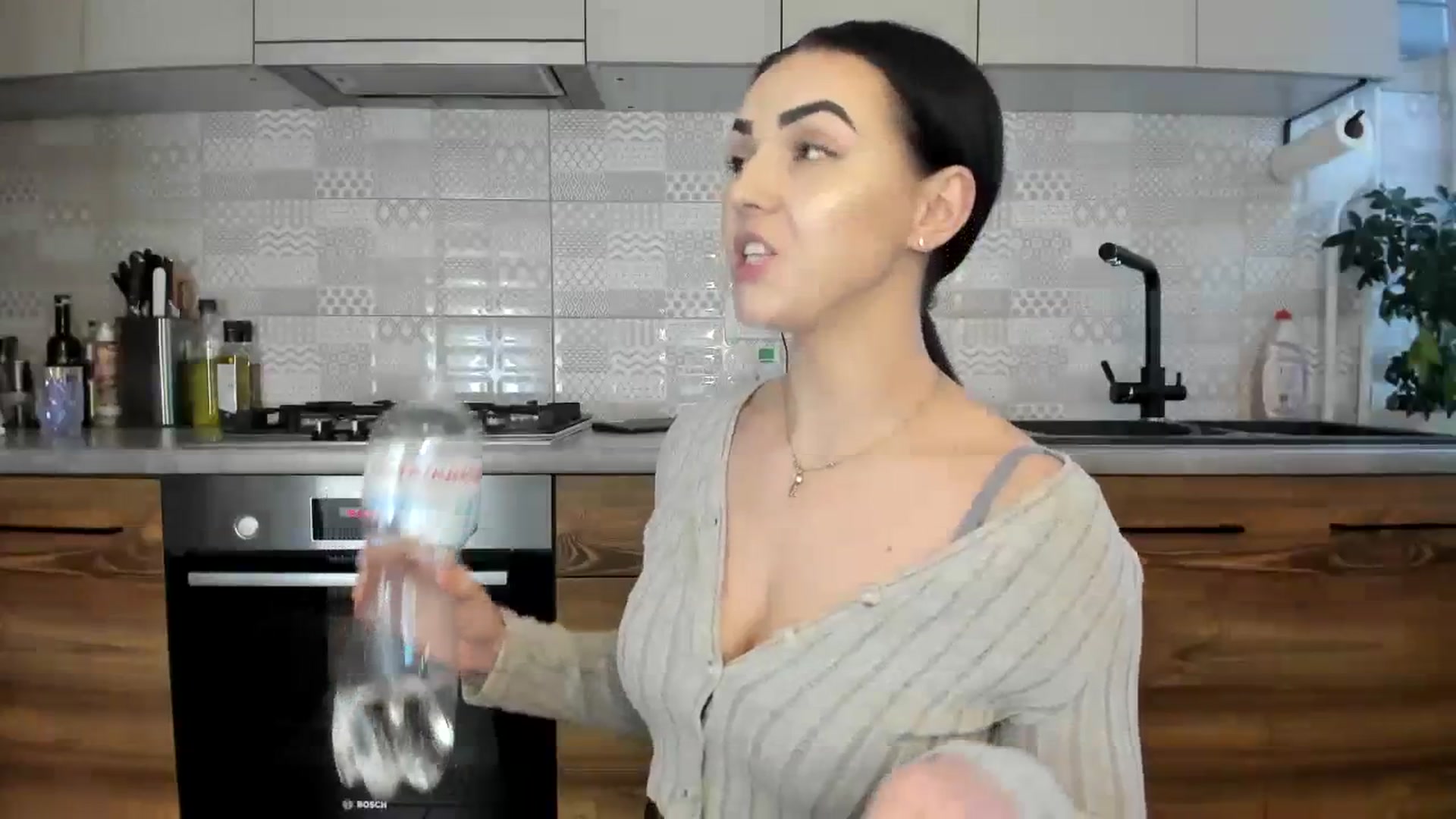 Gallery image thumbnail from MissNelly_'s myfreecams stream on, 02/20/2024, 13:42 image 16 of 20