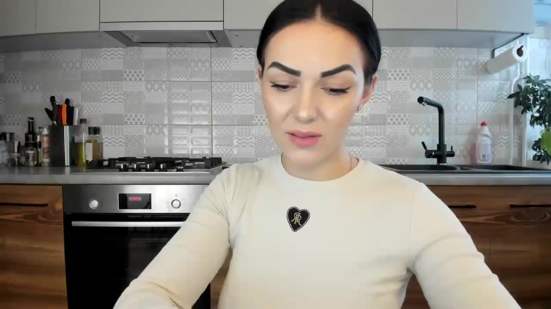 Gallery image thumbnail from MissNelly_'s myfreecams stream on, 02/23/2024, 12:57 image 3 of 20