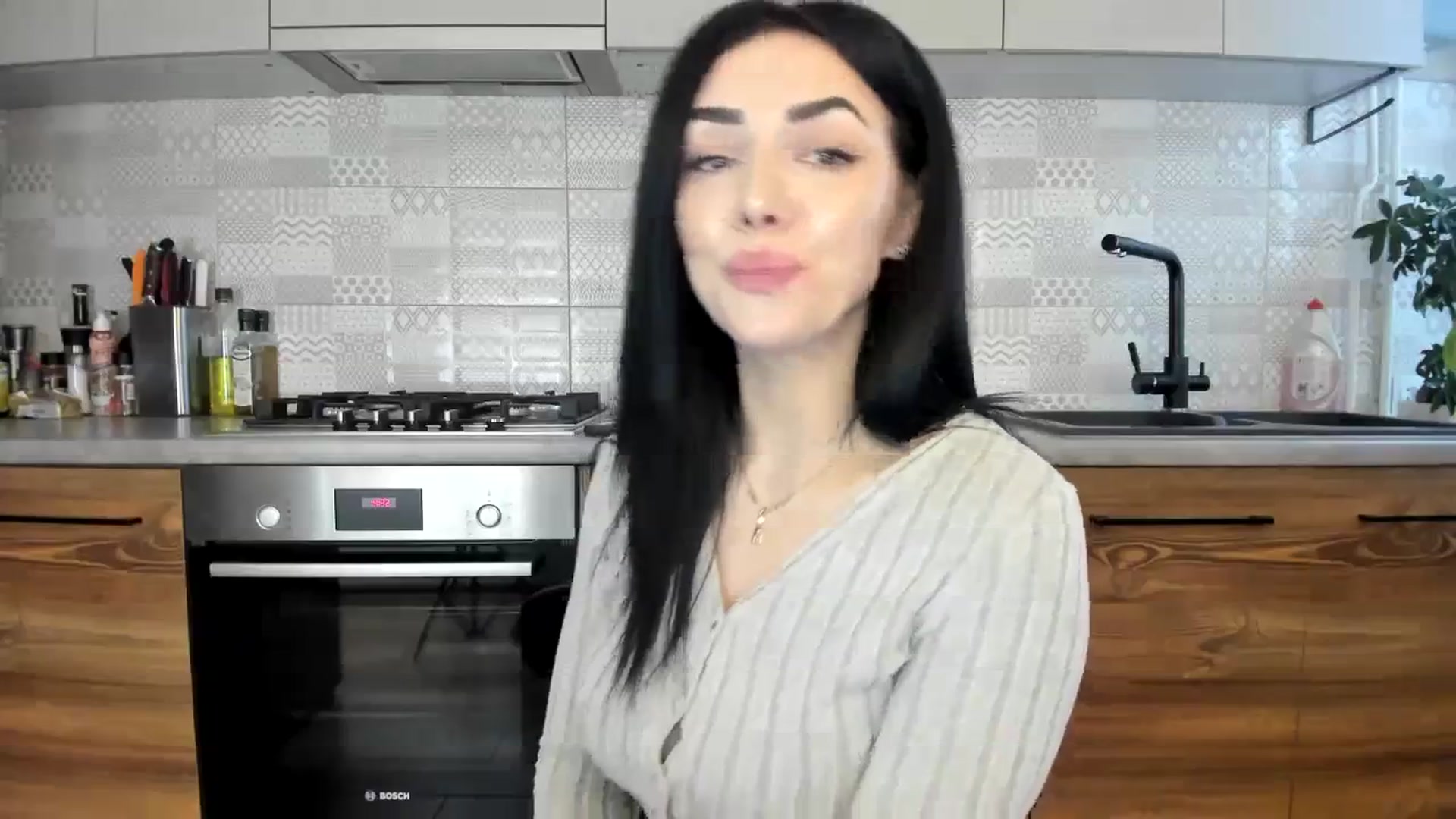 Gallery image thumbnail from MissNelly_'s myfreecams stream on, 02/25/2024, 14:10 image 3 of 20