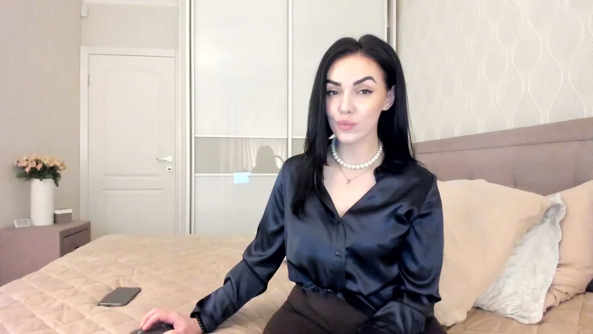 Gallery image thumbnail from MissNelly_'s myfreecams stream on, 03/13/2024, 19:23 image 1 of 20