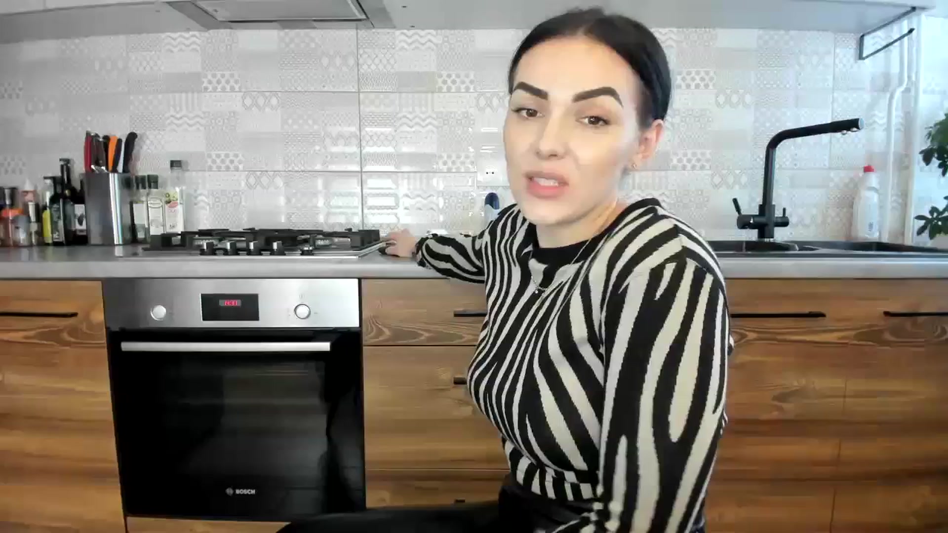 Gallery image thumbnail from MissNelly_'s myfreecams stream on, 03/18/2024, 12:42 image 20 of 20