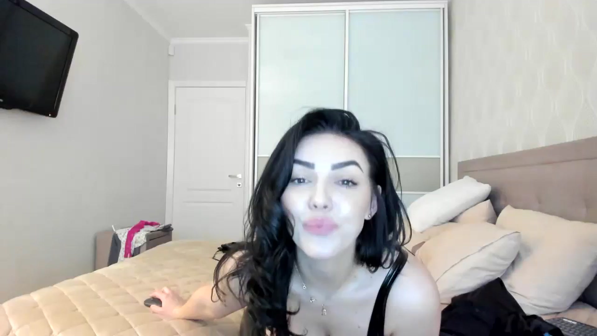 Gallery image thumbnail from MissNelly_'s myfreecams stream on, 03/19/2024, 16:50 image 1 of 20