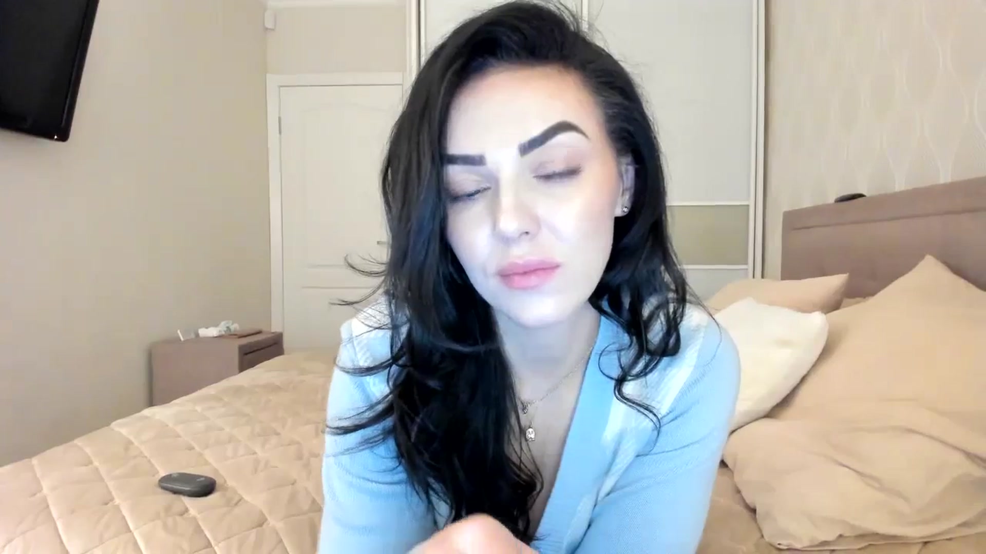 Gallery image thumbnail from MissNelly_'s myfreecams stream on, 03/20/2024, 18:05 image 14 of 20