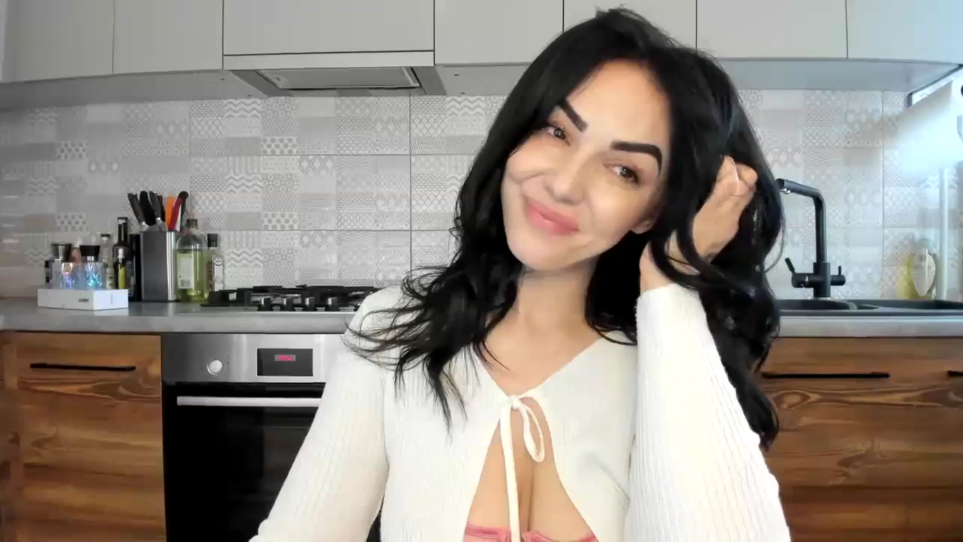 Gallery image thumbnail from MissNelly_'s myfreecams stream on, 03/30/2024, 13:42 image 9 of 20