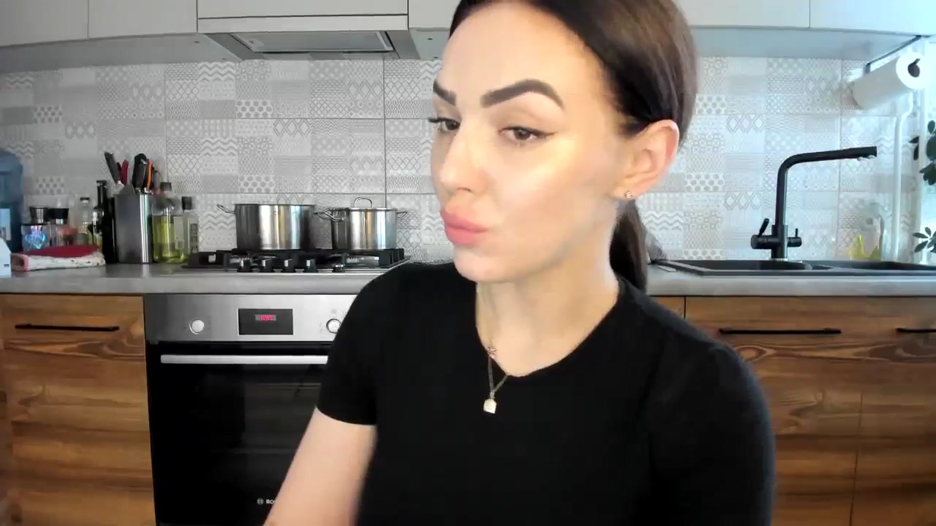 Gallery image thumbnail from MissNelly_'s myfreecams stream on, 04/10/2024, 14:26 image 16 of 20