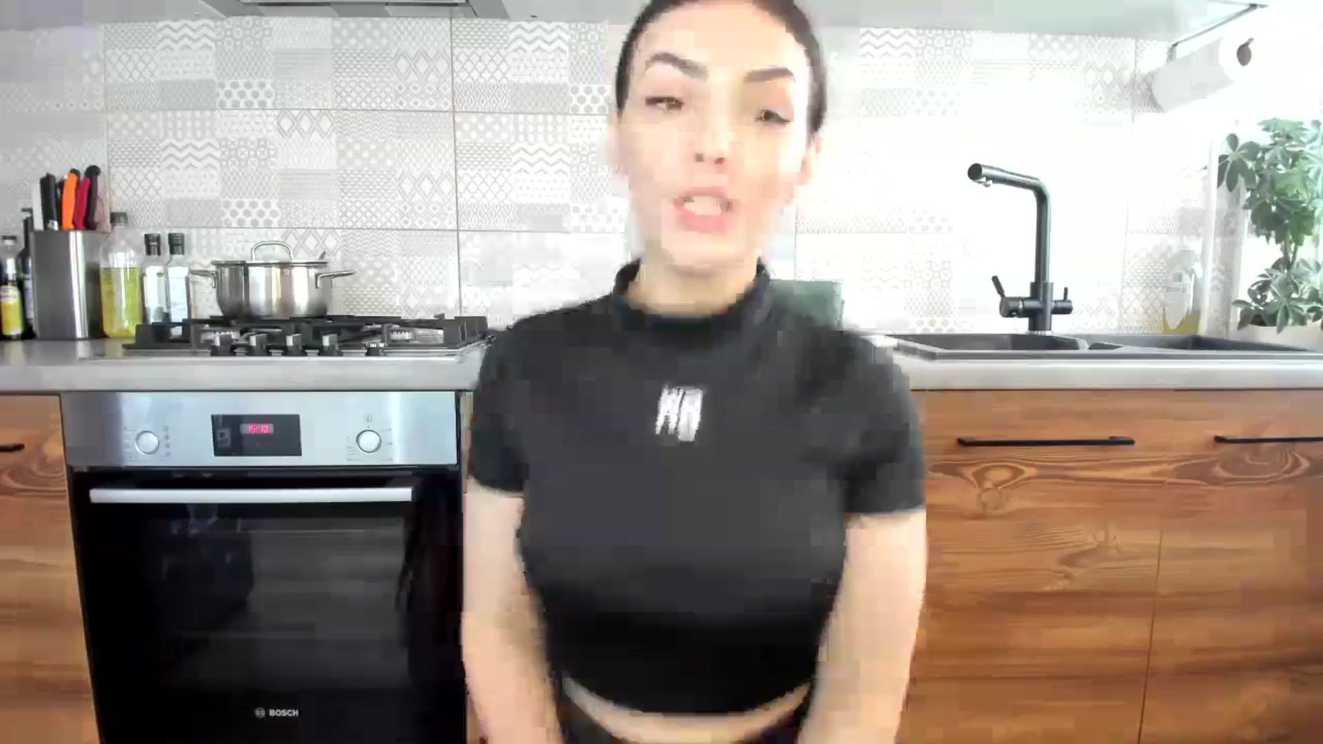 Gallery image thumbnail from MissNelly_'s myfreecams stream on, 04/14/2024, 12:33 image 3 of 20