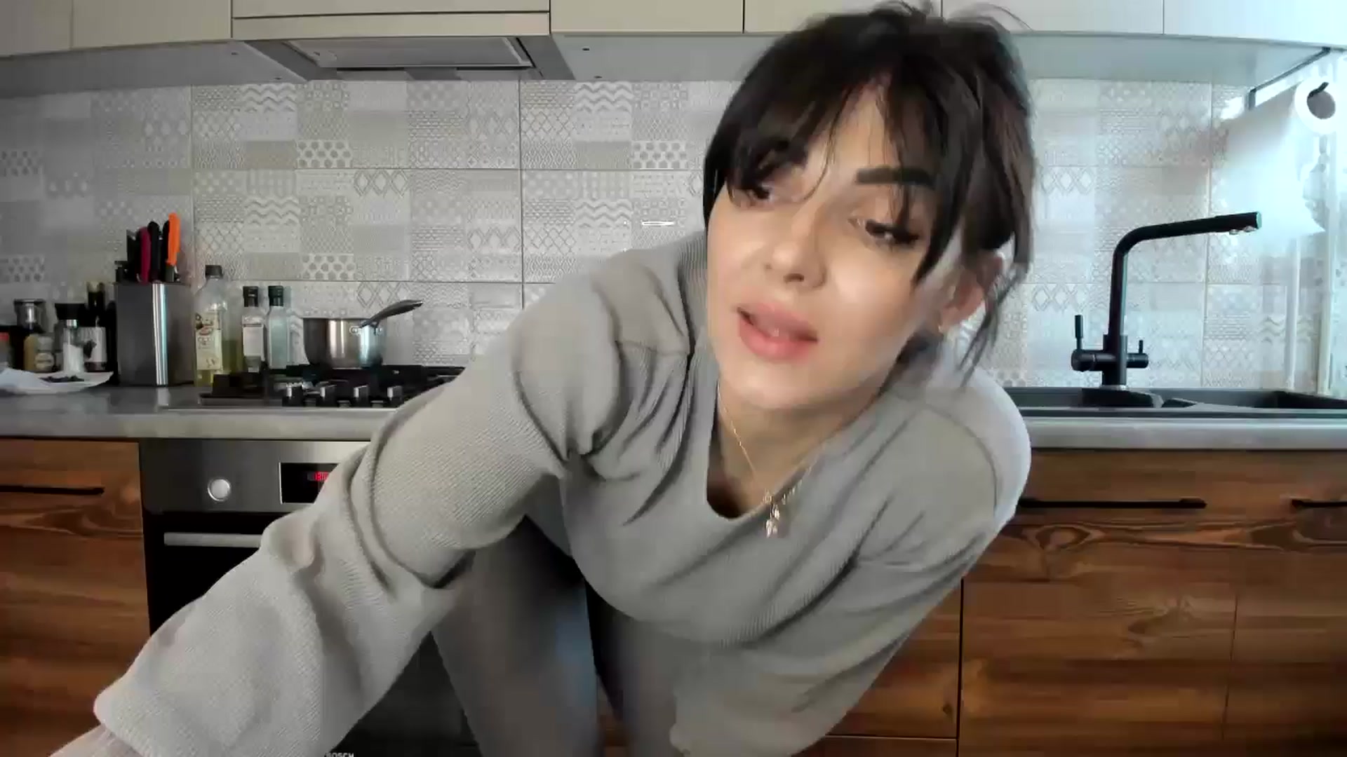 Gallery image thumbnail from MissNelly_'s myfreecams stream on, 05/10/2024, 12:31 image 1 of 20