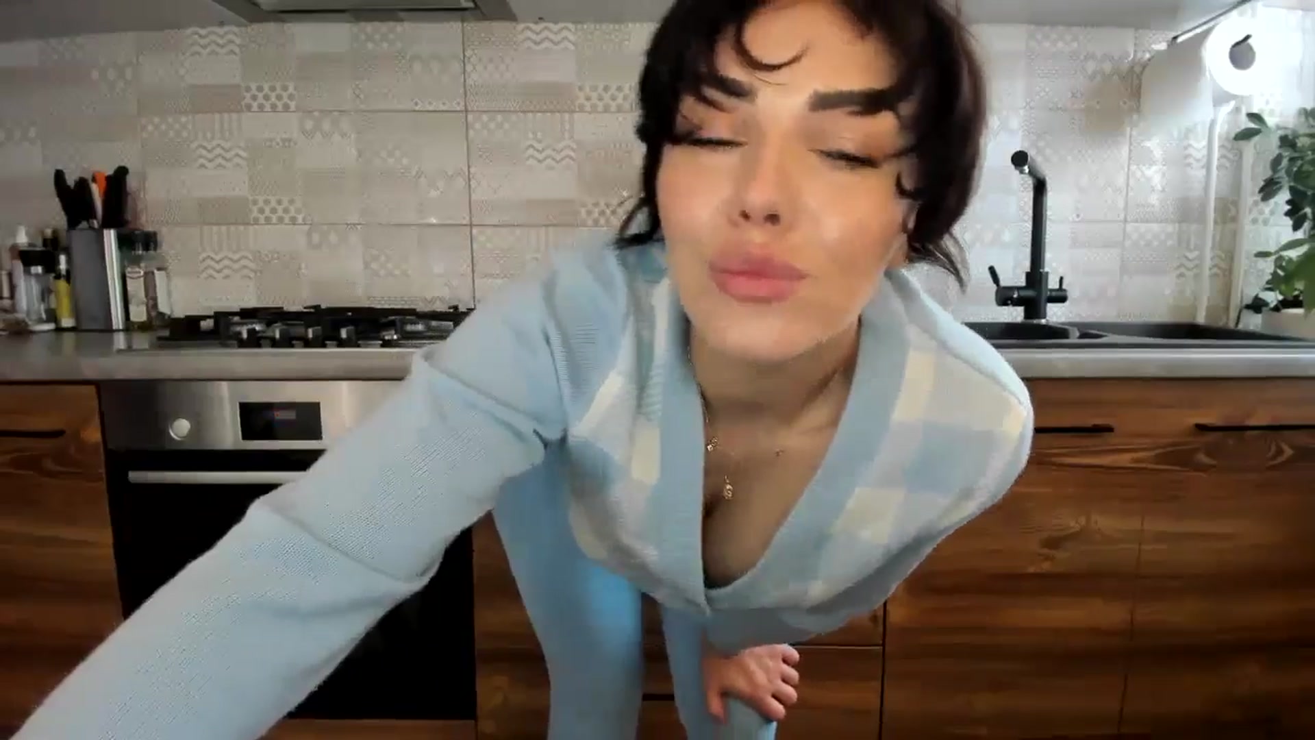 Gallery image thumbnail from MissNelly_'s myfreecams stream on, 06/11/2024, 10:00 image 14 of 20