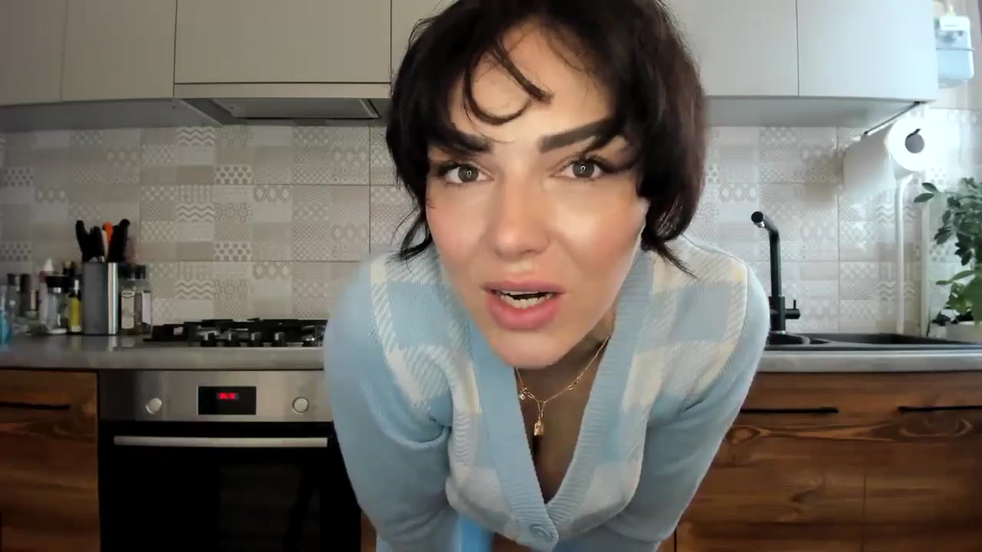 Gallery image thumbnail from MissNelly_'s myfreecams stream on, 06/11/2024, 10:25 image 9 of 20