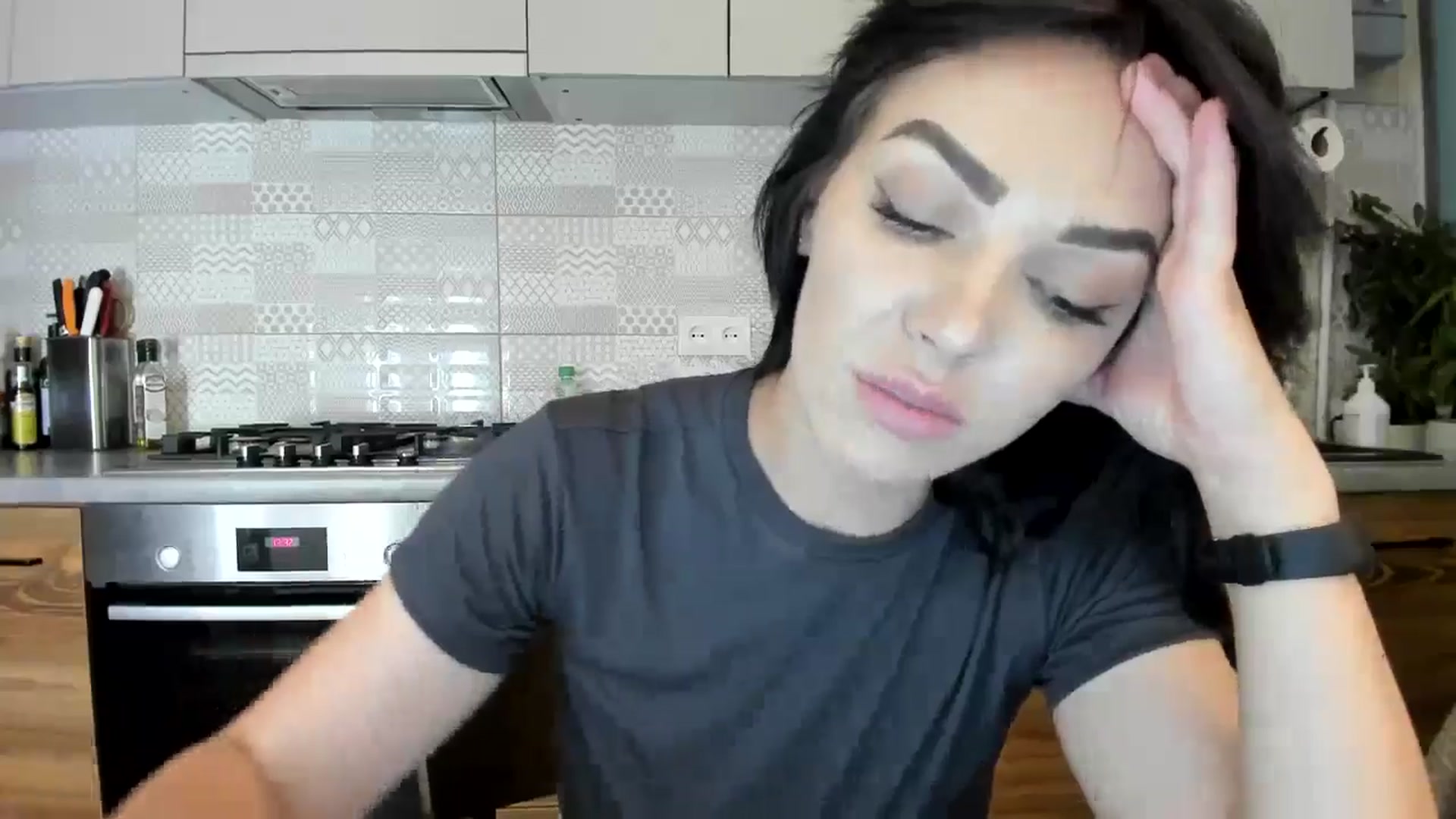 Gallery image thumbnail from MissNelly_'s myfreecams stream on, 06/22/2024, 12:26 image 9 of 20