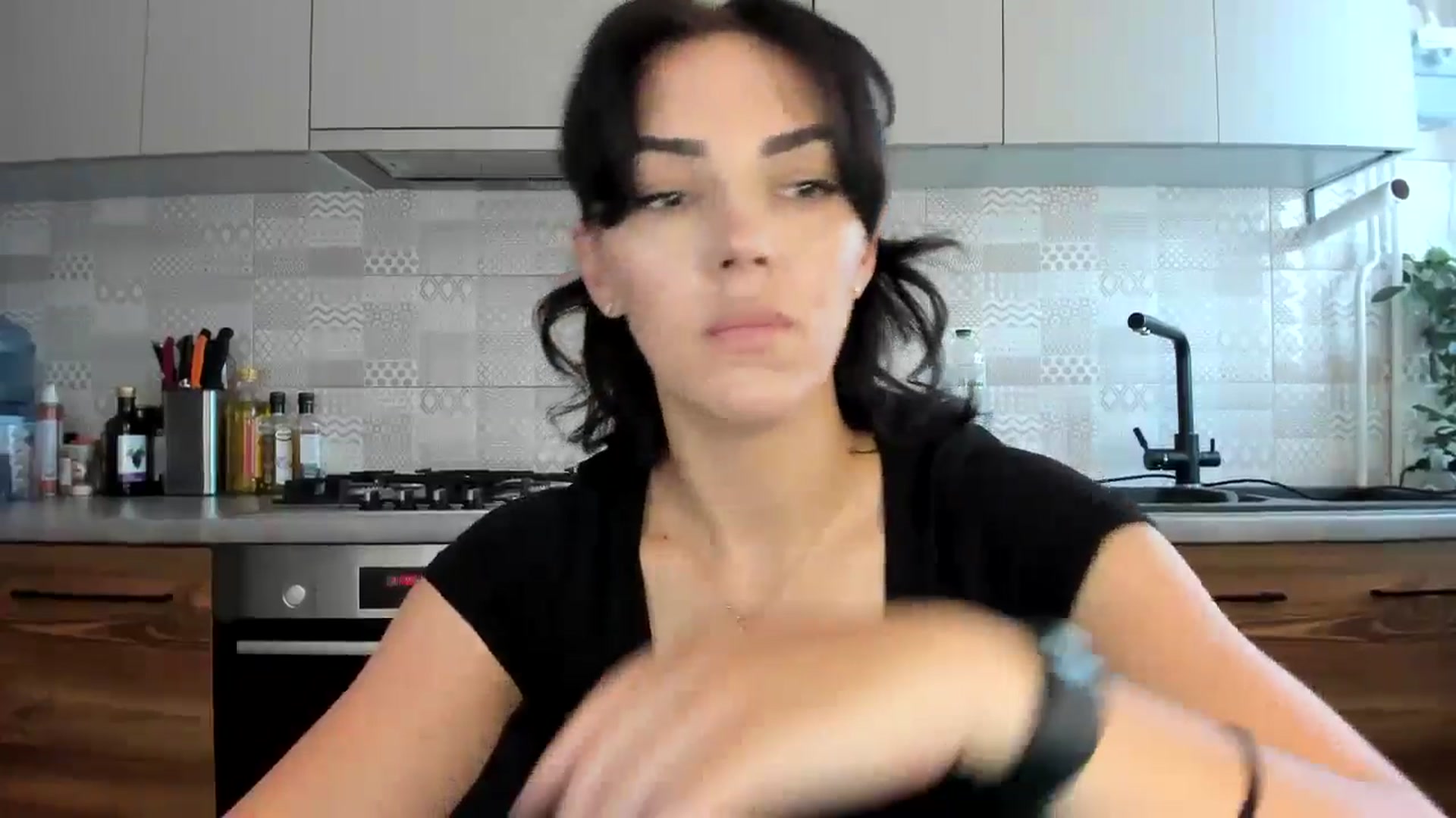 Gallery image thumbnail from MissNelly_'s myfreecams stream on, 07/12/2024, 09:40 image 9 of 20