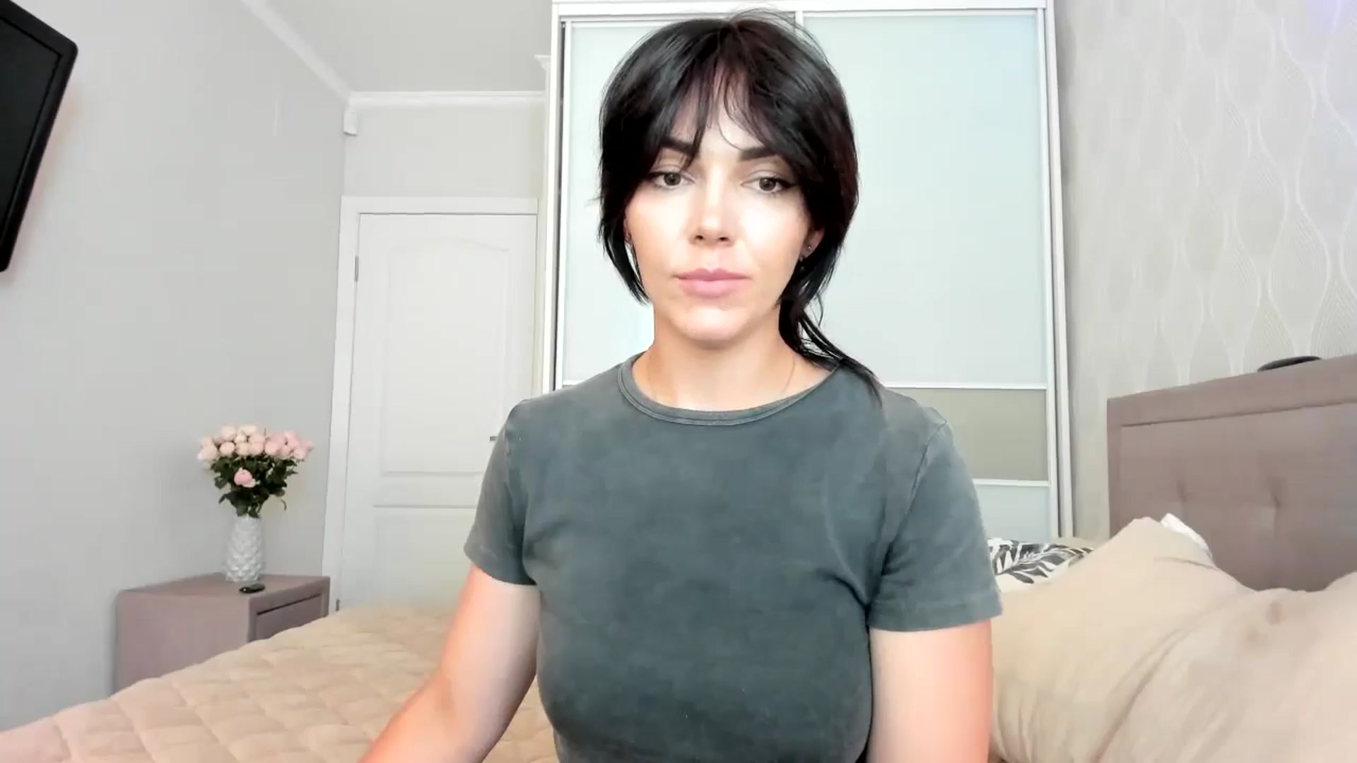 Gallery image thumbnail from MissNelly_'s myfreecams stream on, 07/13/2024, 13:16 image 15 of 20