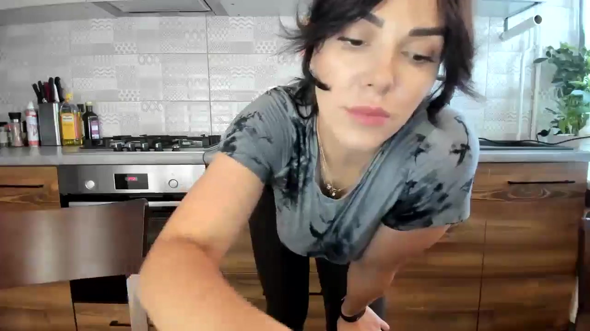 Gallery image thumbnail from MissNelly_'s myfreecams stream on, 07/15/2024, 14:23 image 8 of 20