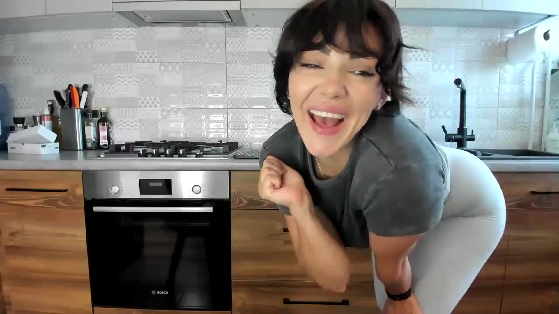 Gallery image thumbnail from MissNelly_'s myfreecams stream on, 07/20/2024, 11:07 image 3 of 20