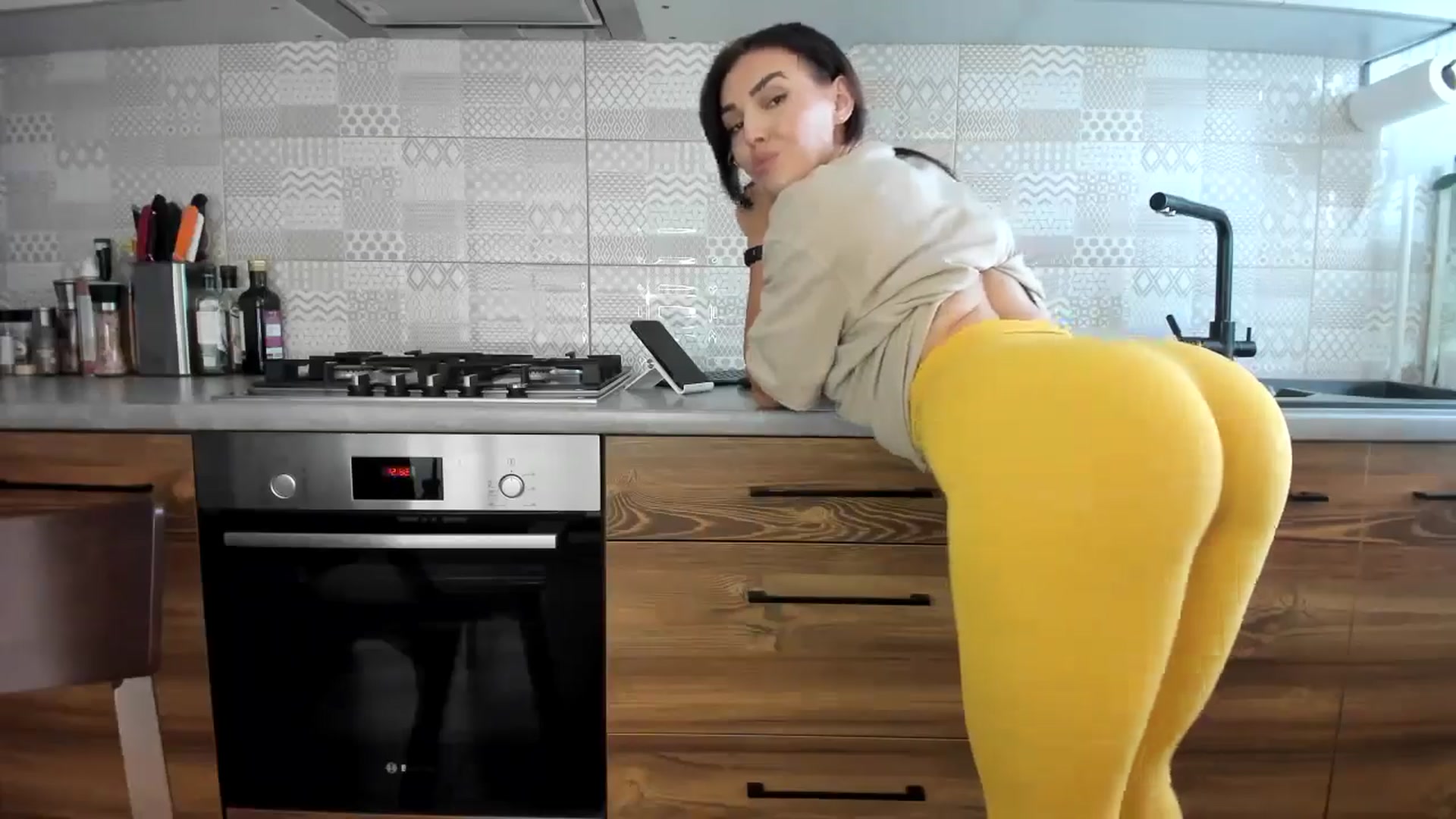 Gallery image thumbnail from MissNelly_'s myfreecams stream on, 07/22/2024, 11:05 image 10 of 20