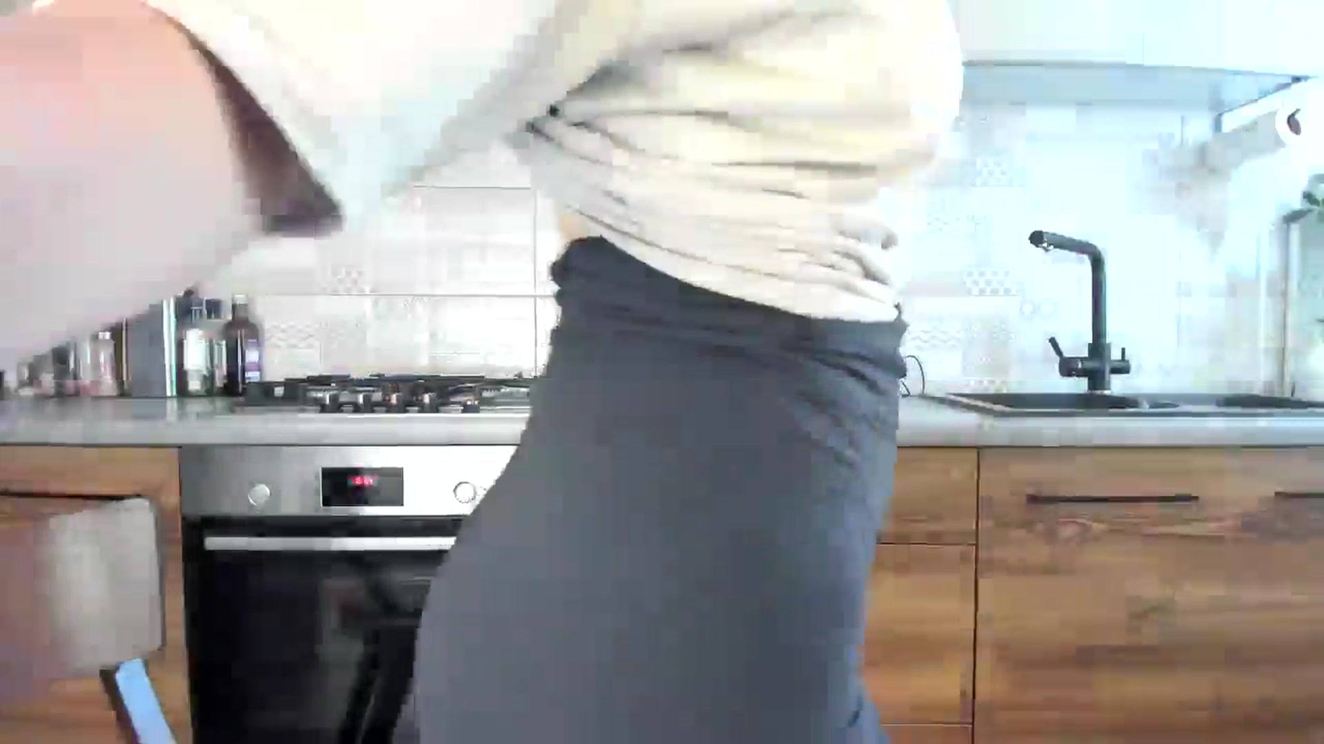 Gallery image thumbnail from MissNelly_'s myfreecams stream on, 07/22/2024, 14:05 image 12 of 20