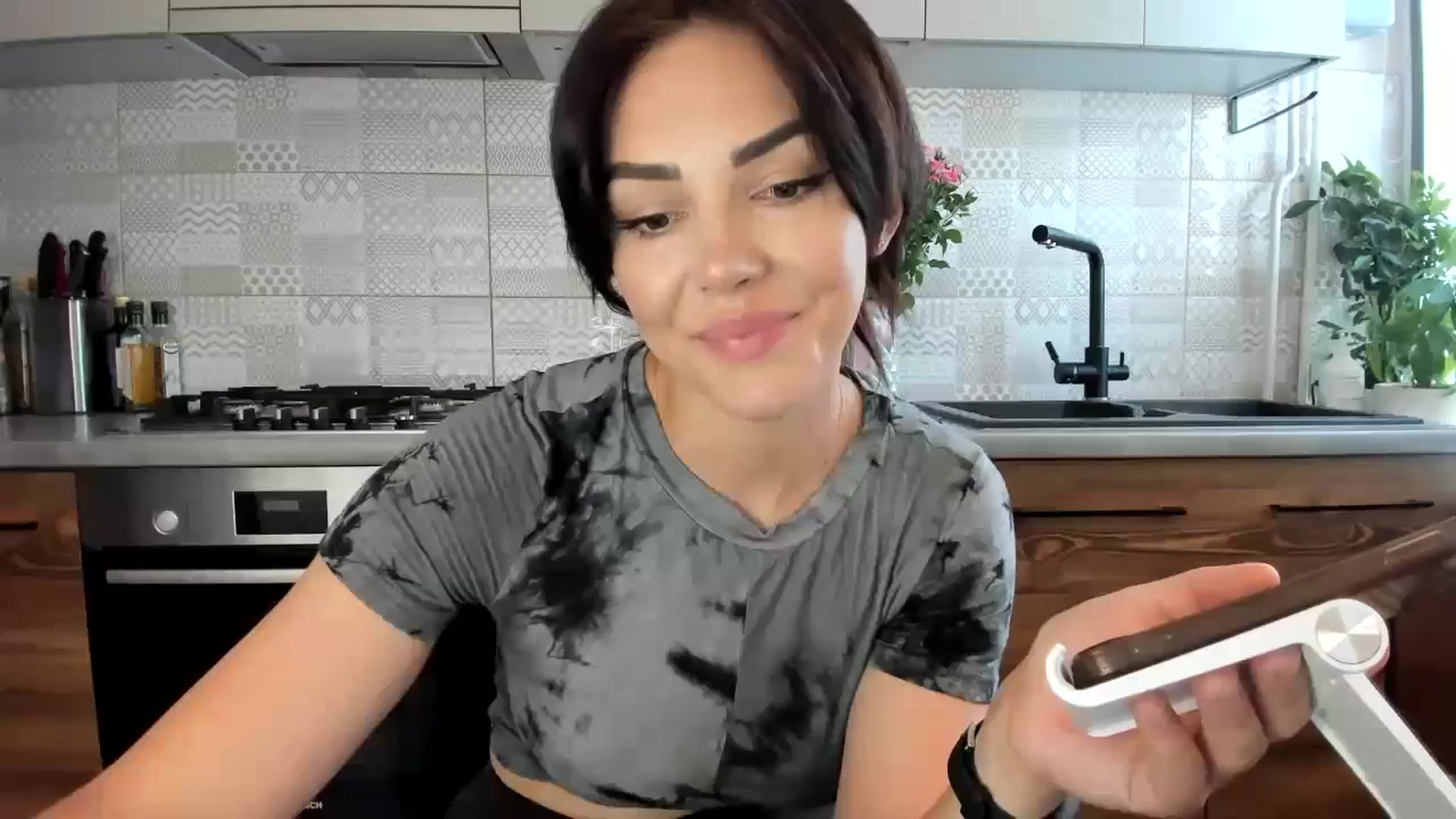 Gallery image thumbnail from MissNelly_'s myfreecams stream on, 07/28/2024, 10:21 image 3 of 20