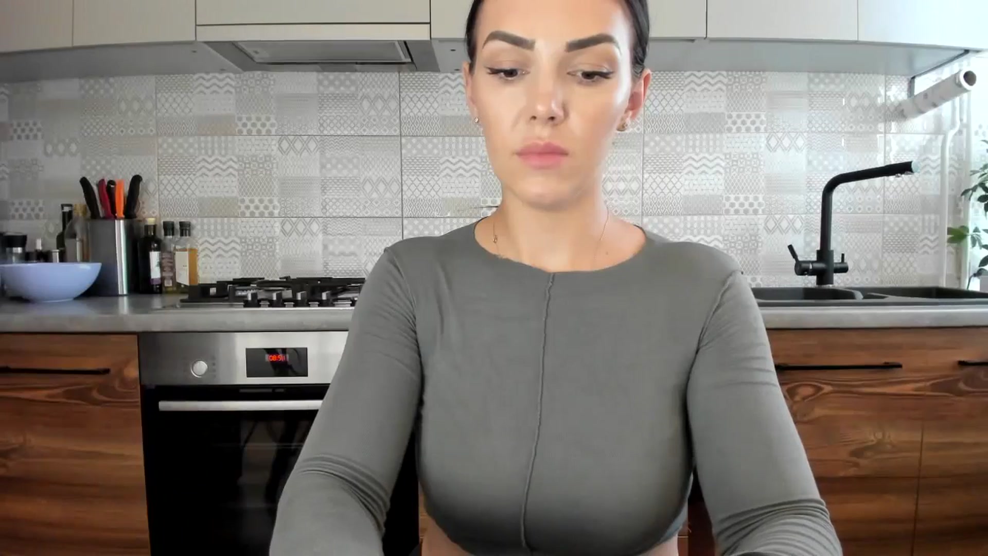 Gallery image thumbnail from MissNelly_'s myfreecams stream on, 08/11/2024, 12:54 image 17 of 20