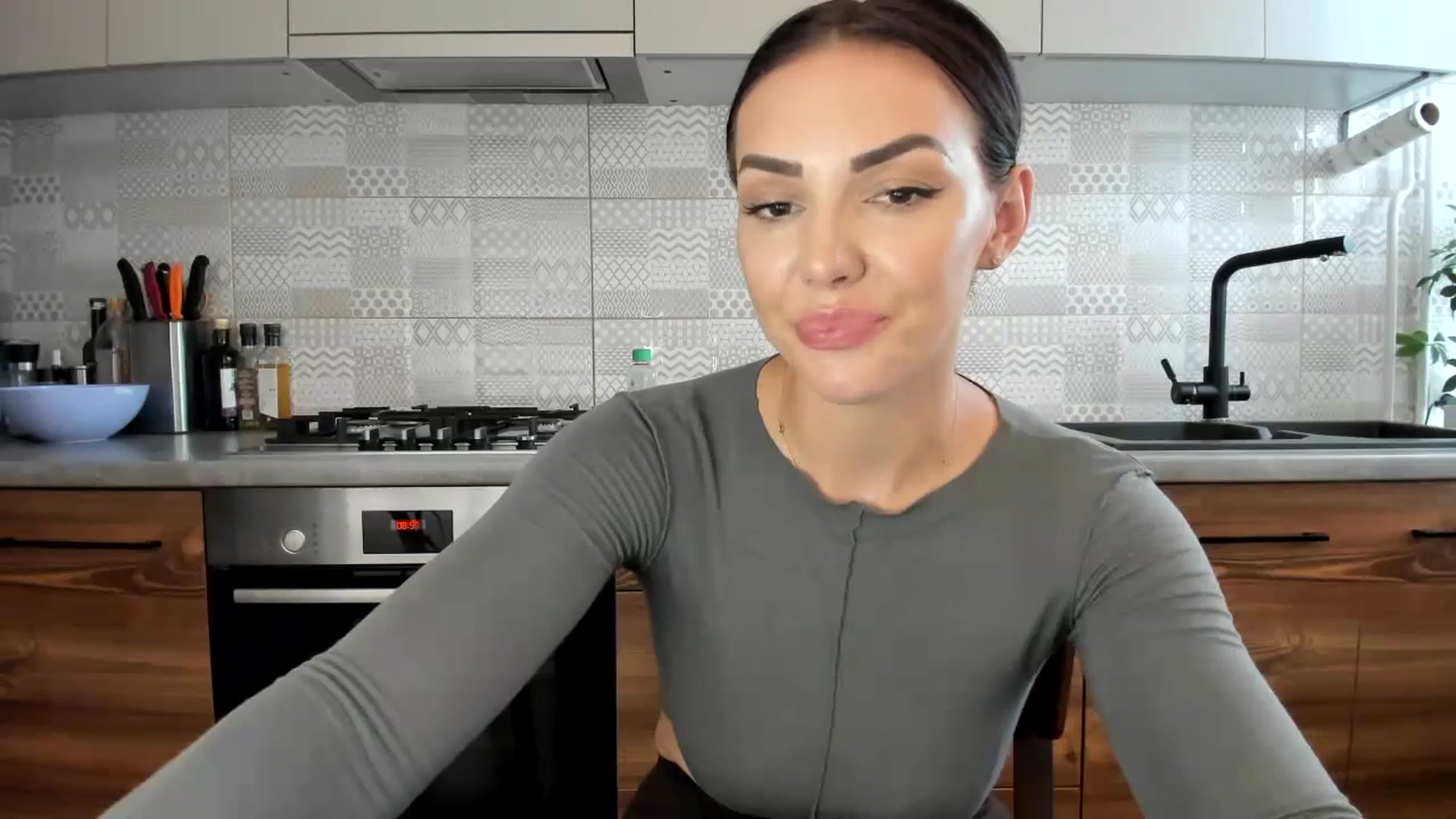 Gallery image thumbnail from MissNelly_'s myfreecams stream on, 08/11/2024, 12:54 image 20 of 20