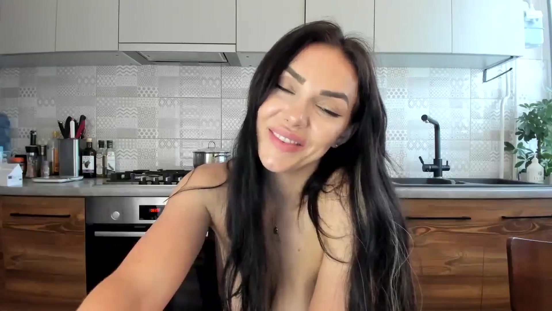 Gallery image thumbnail from MissNelly_'s myfreecams stream on, 08/24/2024, 13:34 image 20 of 20