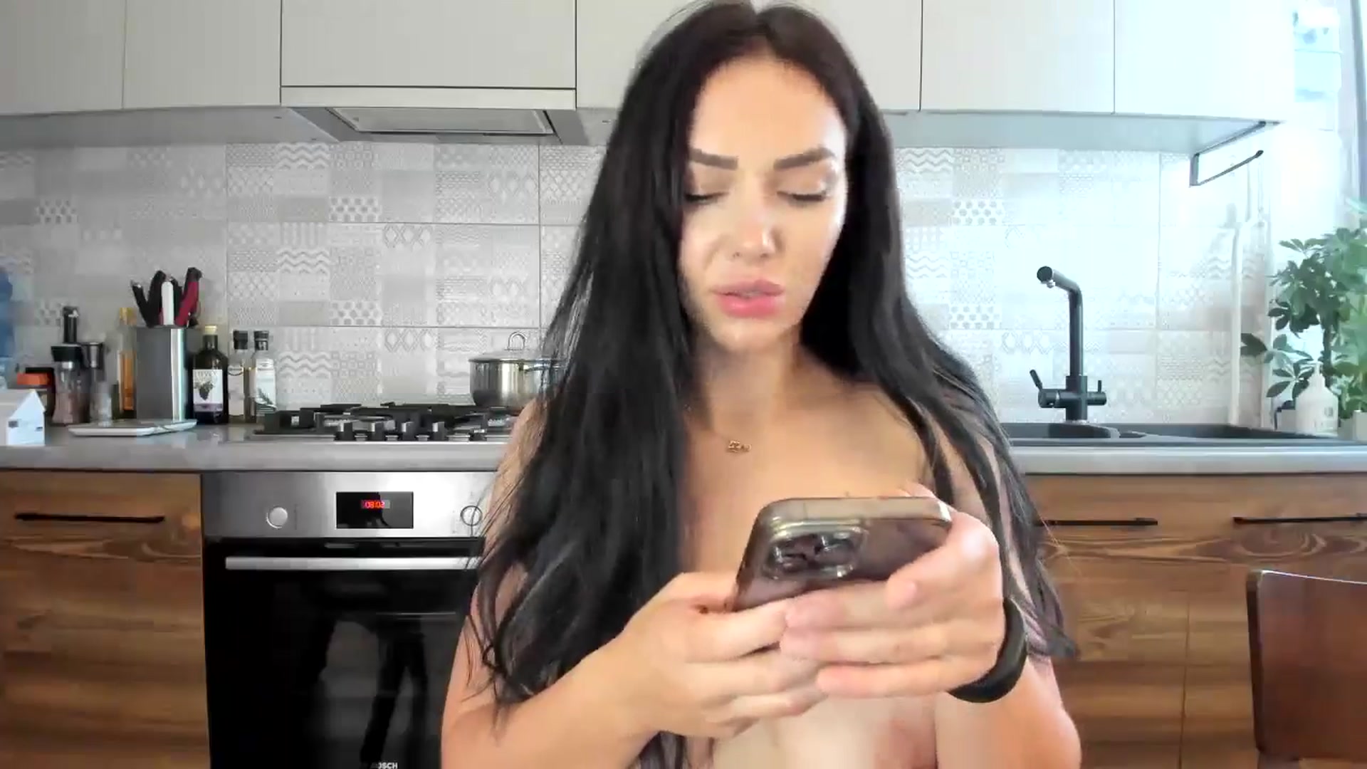Gallery image thumbnail from MissNelly_'s myfreecams stream on, 08/24/2024, 13:34 image 17 of 20