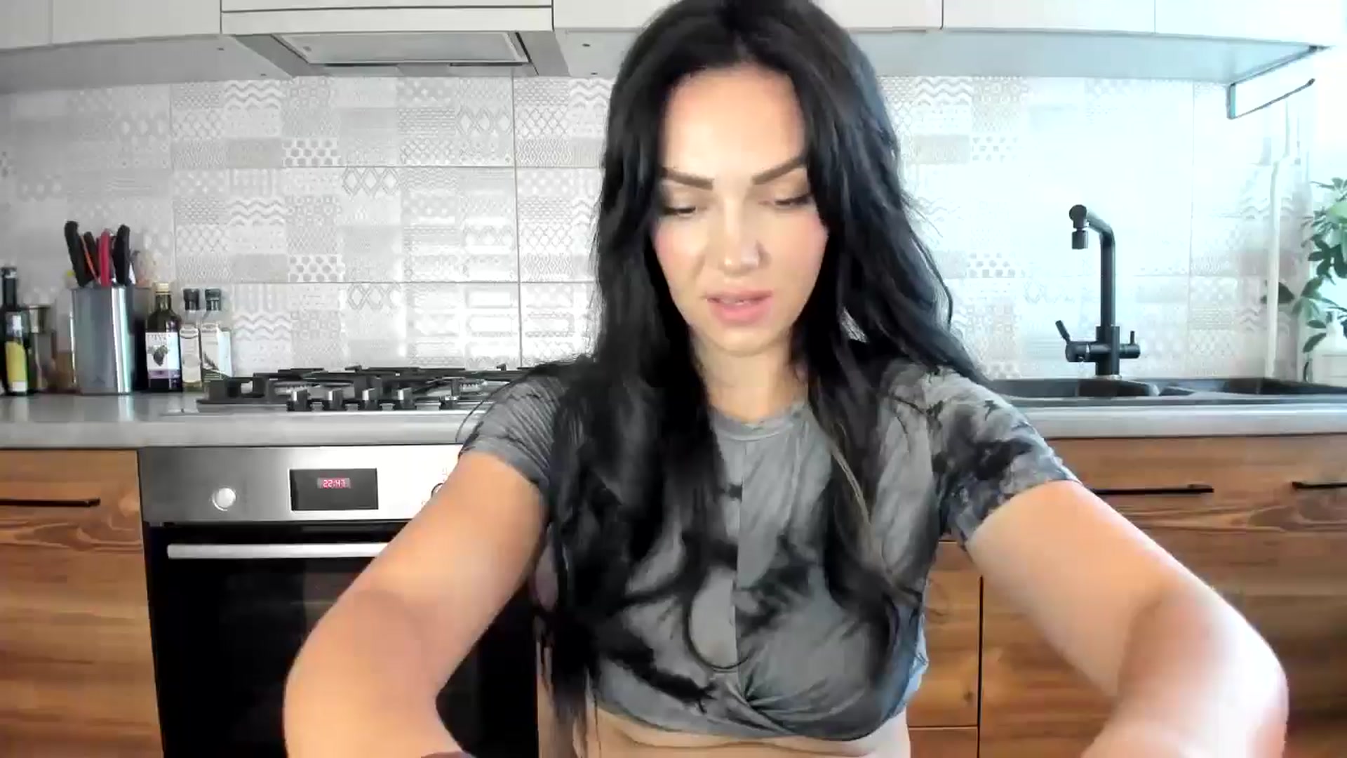 Gallery image thumbnail from MissNelly_'s myfreecams stream on, 08/30/2024, 11:19 image 6 of 20