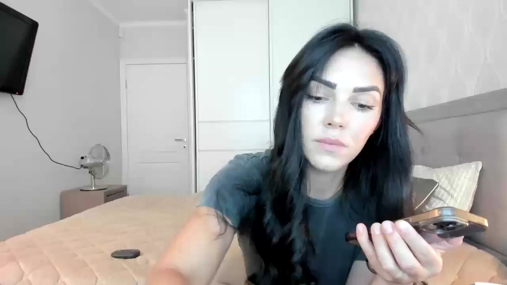 Gallery image thumbnail from MissNelly_'s myfreecams stream on, 08/31/2024, 10:29 image 7 of 20