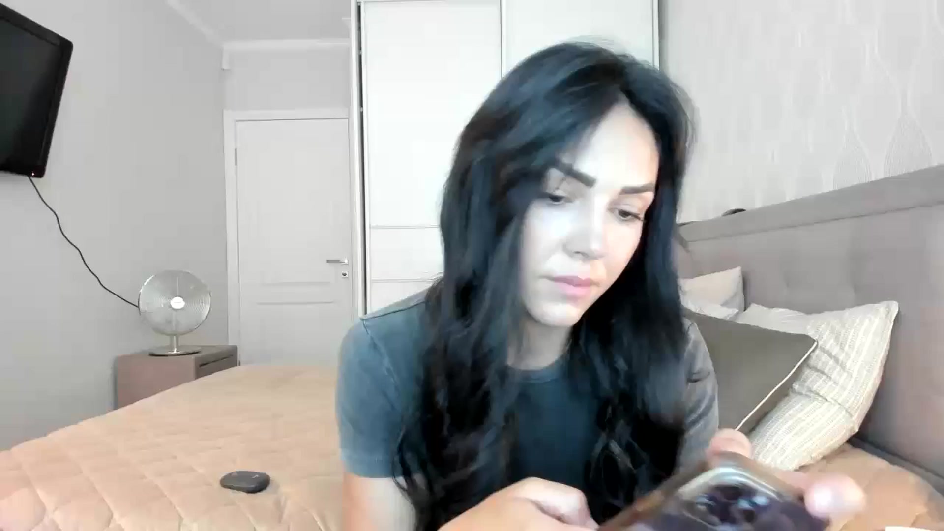 Gallery image thumbnail from MissNelly_'s myfreecams stream on, 08/31/2024, 10:29 image 9 of 20