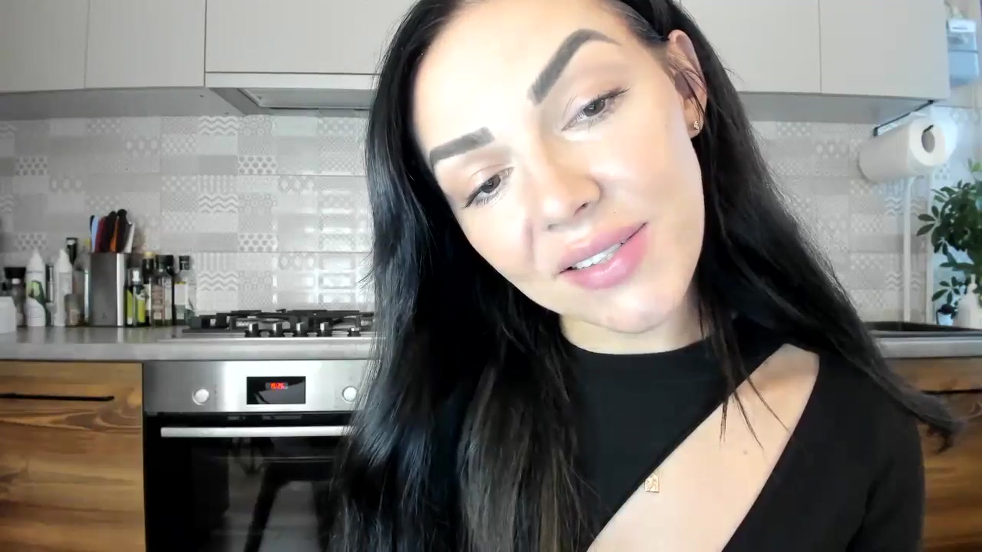 Gallery image thumbnail from MissNelly_'s myfreecams stream on, 09/14/2024, 12:53 image 9 of 20