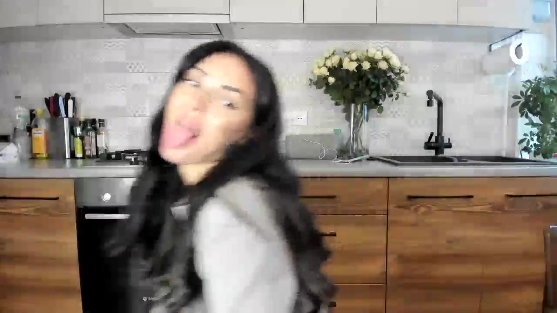 Gallery image thumbnail from MissNelly_'s myfreecams stream on, 09/15/2024, 13:36 image 17 of 20