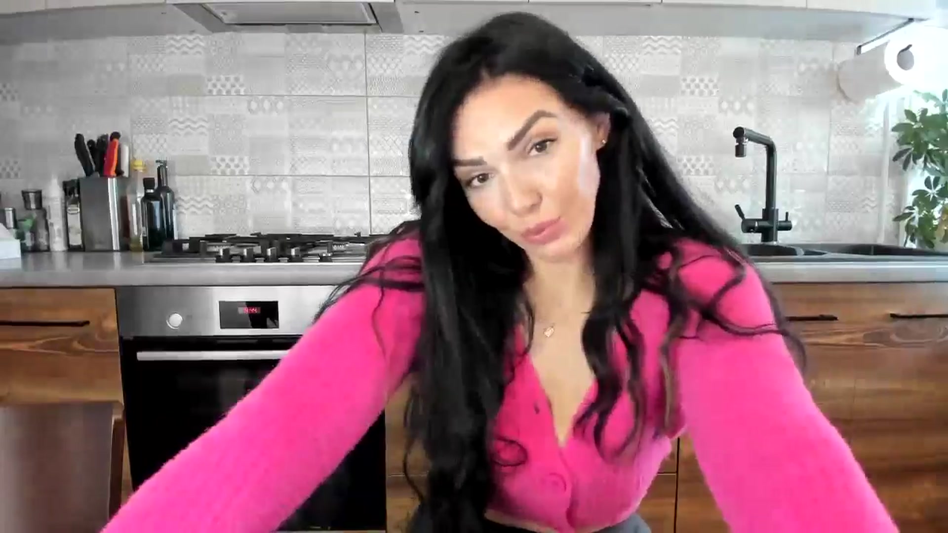Gallery image thumbnail from MissNelly_'s myfreecams stream on, 09/29/2024, 11:19 image 20 of 20