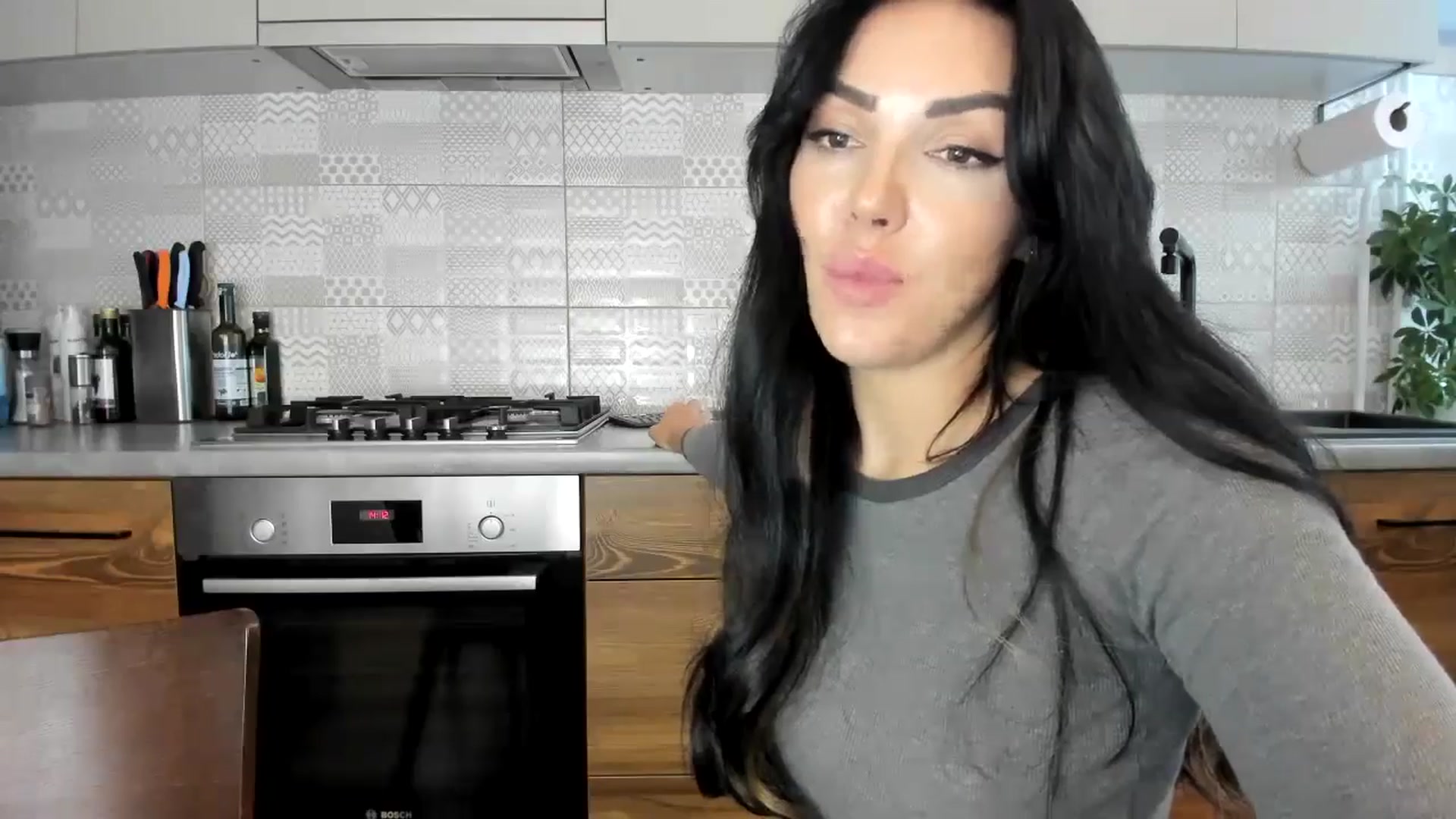 Gallery image thumbnail from MissNelly_'s myfreecams stream on, 10/05/2024, 11:17 image 20 of 20