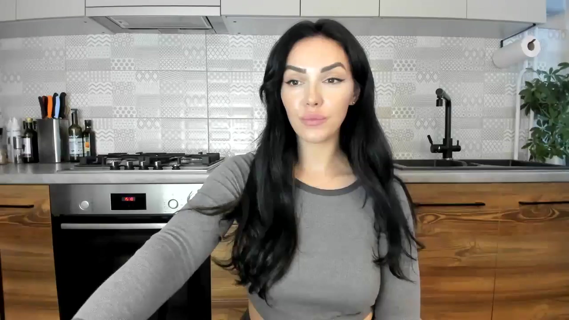 Gallery image thumbnail from MissNelly_'s myfreecams stream on, 10/05/2024, 12:16 image 16 of 20