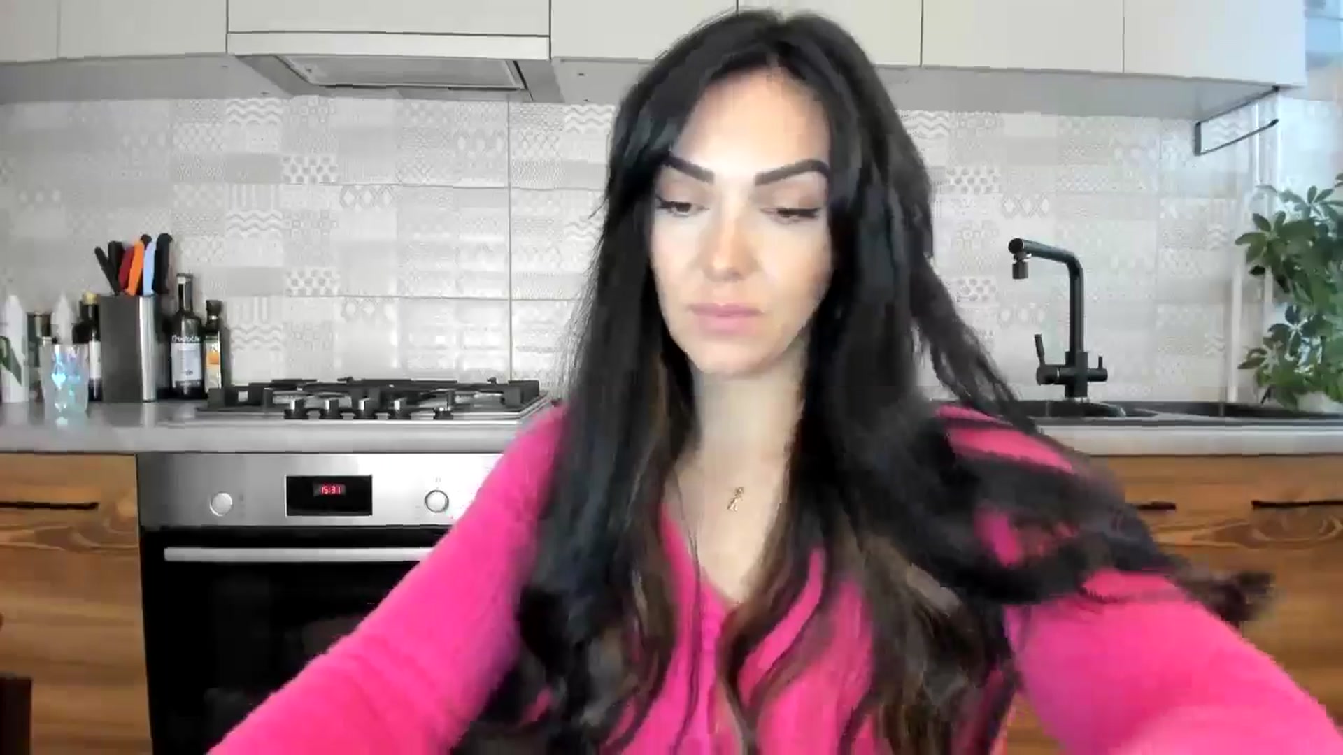 Gallery image thumbnail from MissNelly_'s myfreecams stream on, 10/06/2024, 13:00 image 13 of 20