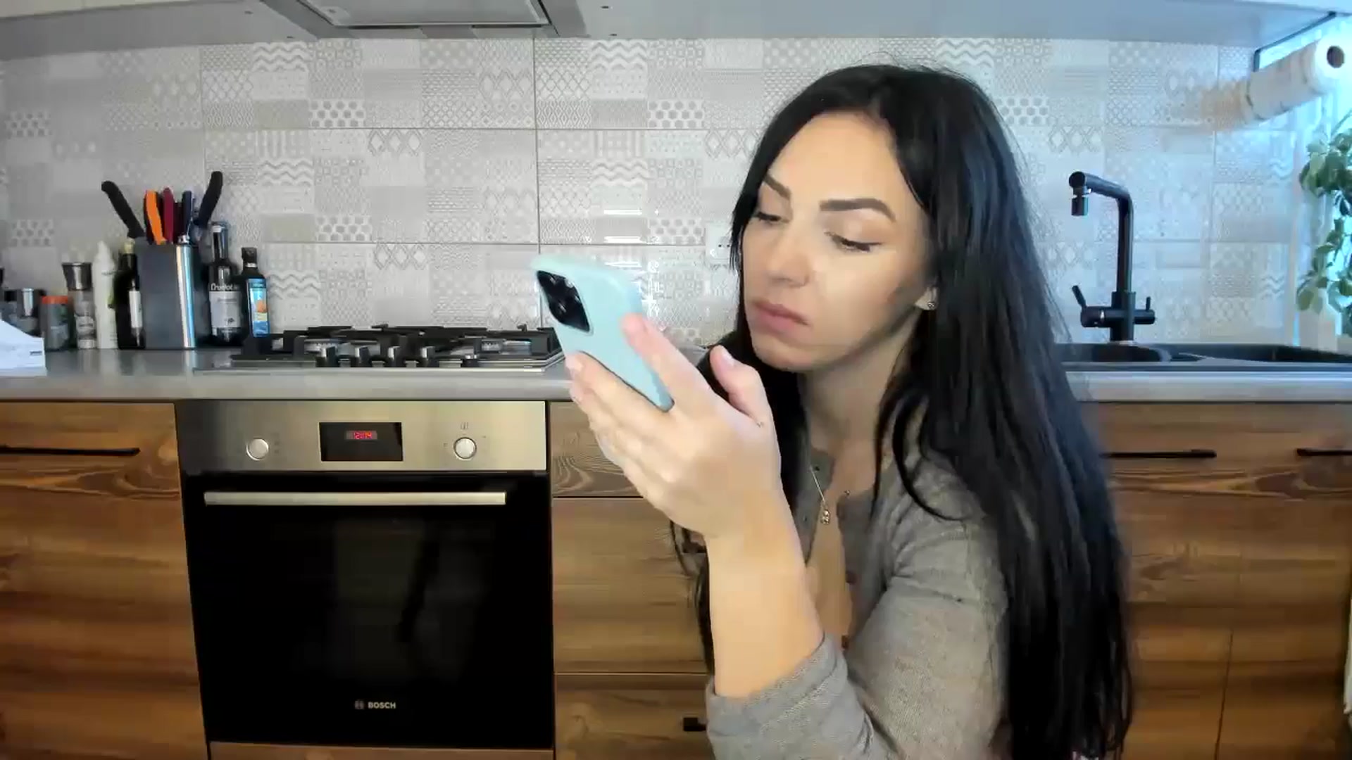 Gallery image thumbnail from MissNelly_'s myfreecams stream on, 10/08/2024, 10:27 image 7 of 20
