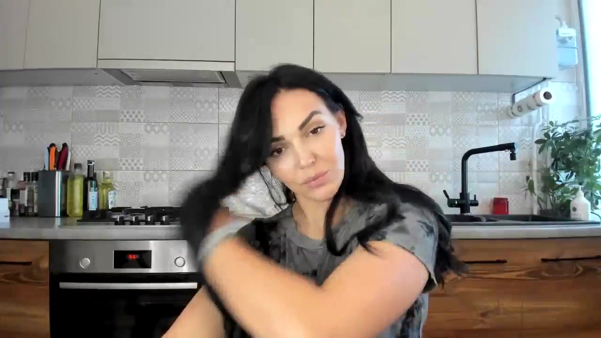 Gallery image thumbnail from MissNelly_'s myfreecams stream on, 10/20/2024, 12:30 image 10 of 20