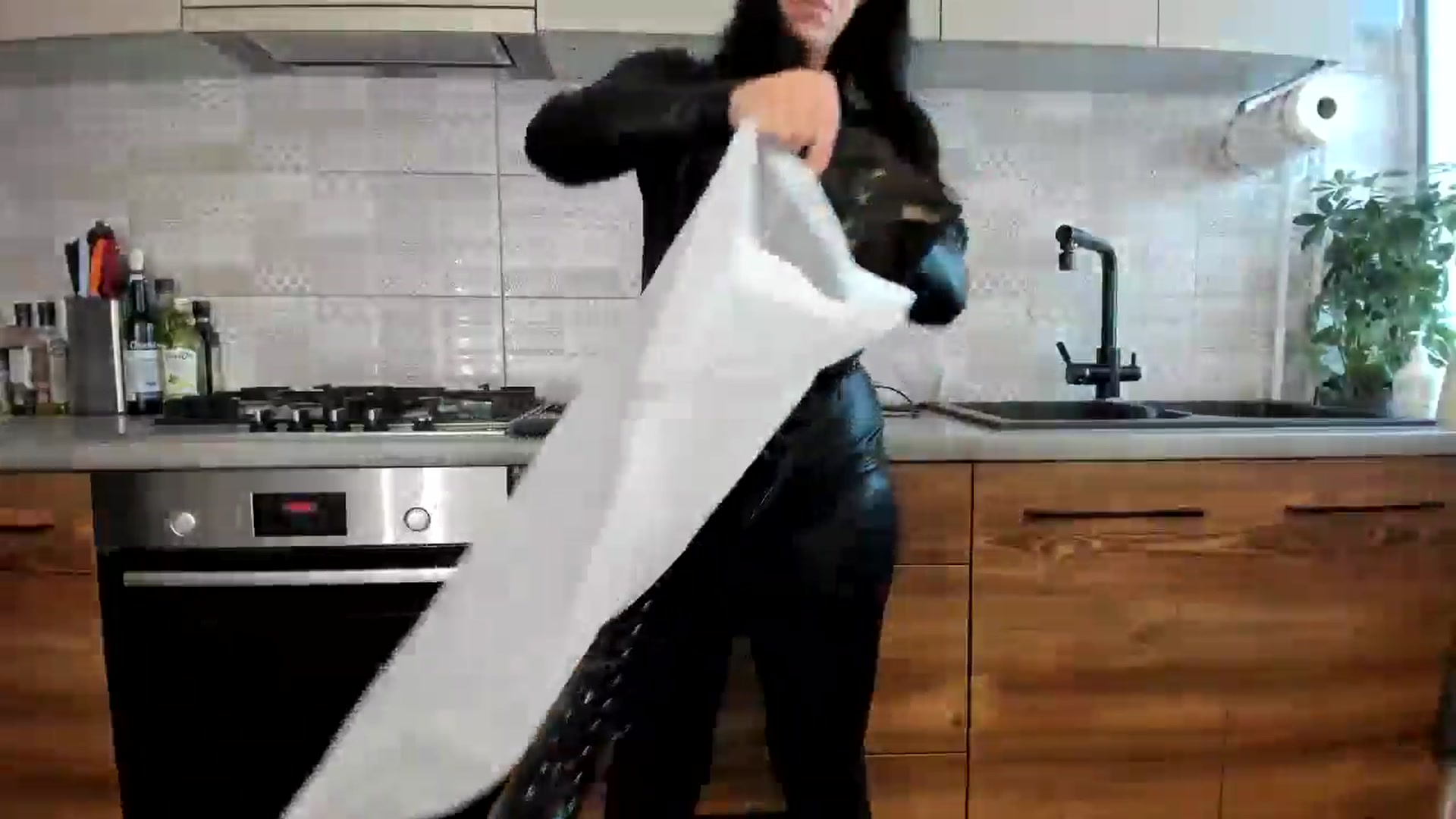 Gallery image thumbnail from MissNelly_'s myfreecams stream on, 10/21/2024, 11:30 image 20 of 20