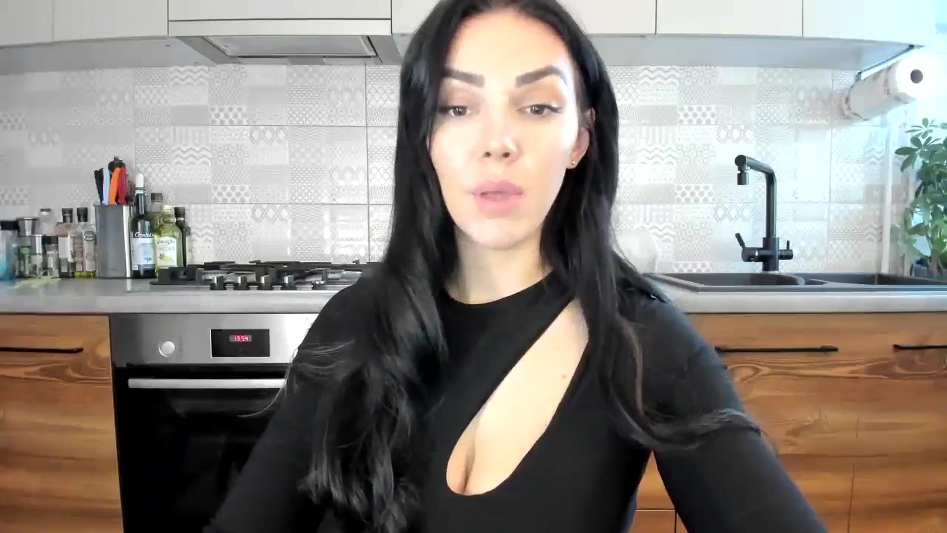 Gallery image thumbnail from MissNelly_'s myfreecams stream on, 10/21/2024, 11:30 image 6 of 20